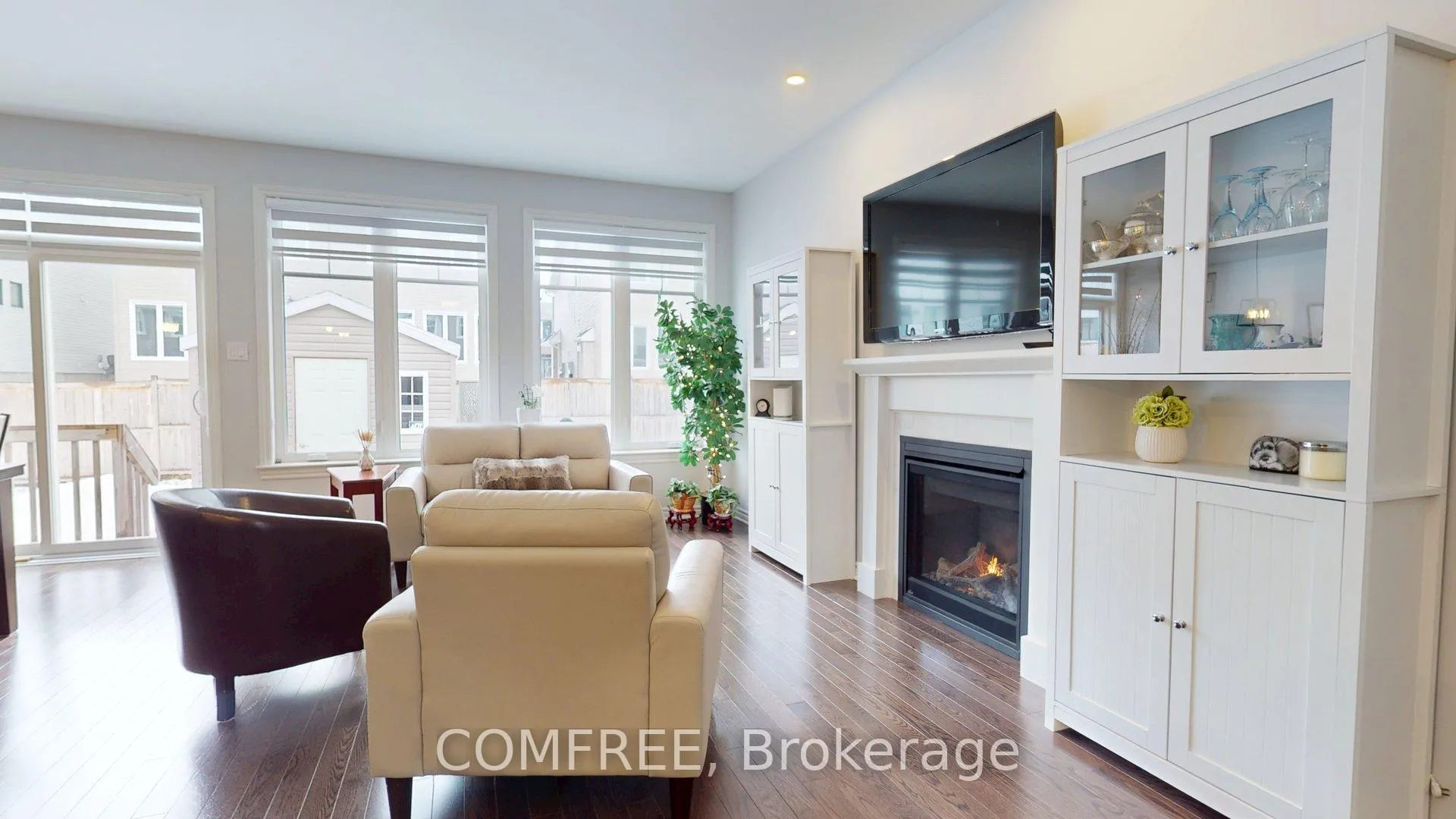 Photo 6 of 883 Antonio Farley Street, Ottawa, Camelot — HOMEH