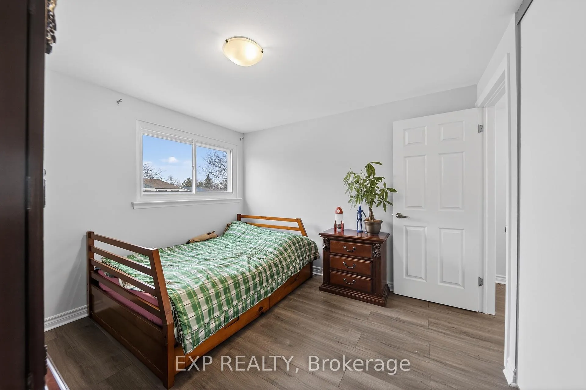Photo 20 of 57 Tindale Road, Brampton, Madoc — HOMEH