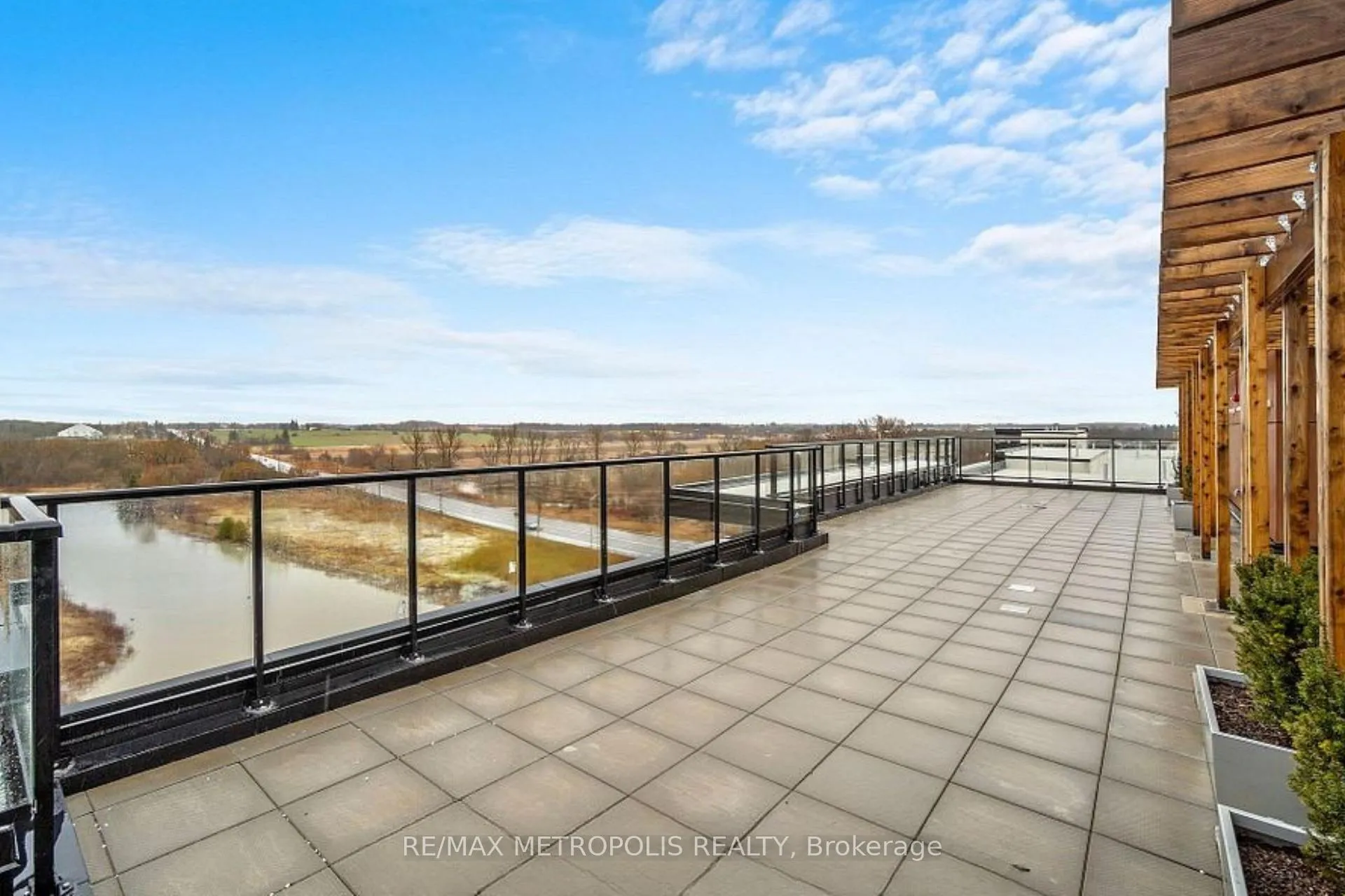 Photo 12 of Unit #312, 9700 Ninth Line, Markham, Greensborough — HOMEH
