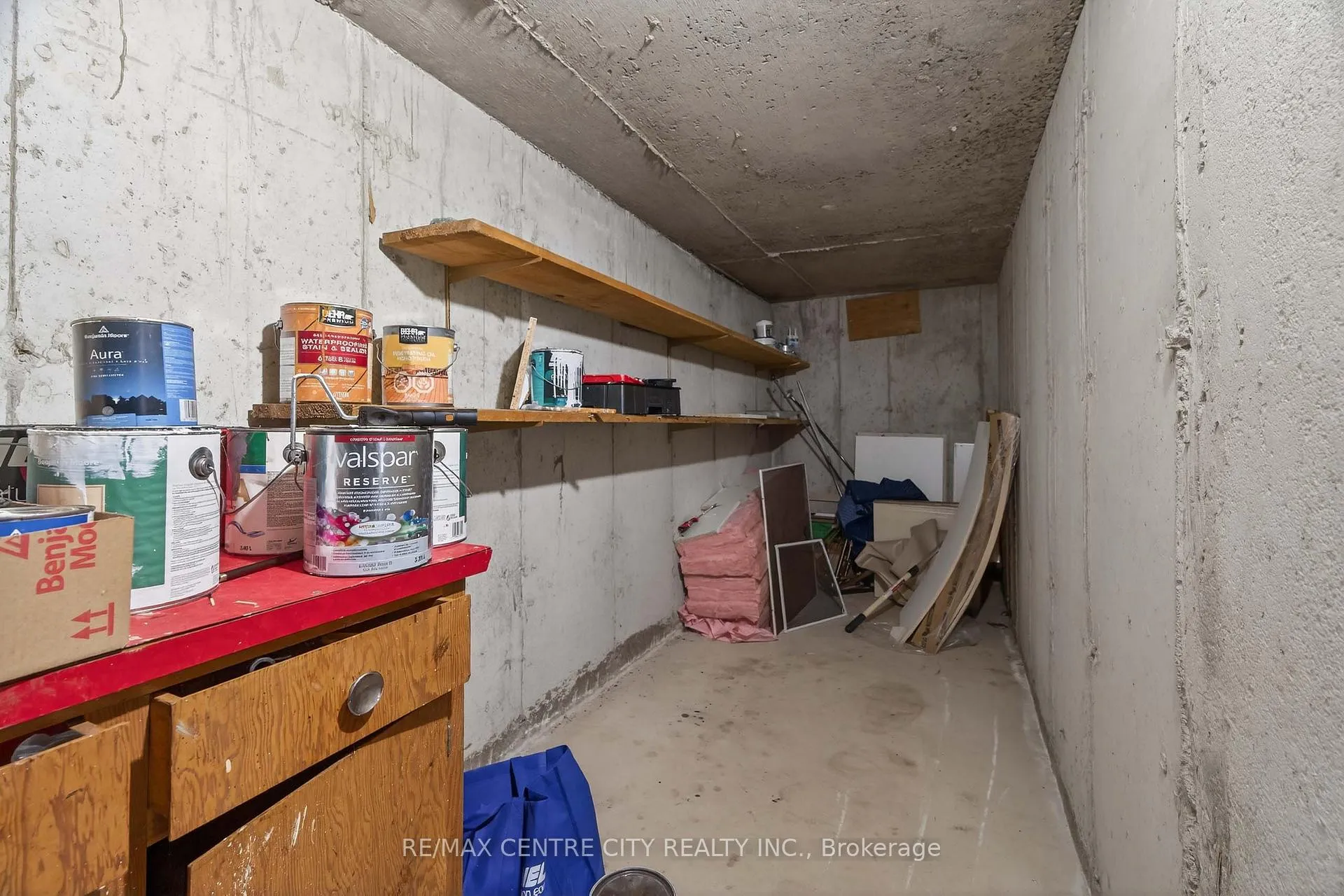 Photo 39 of 45 Chaucer Road N, London, South M — HOMEH