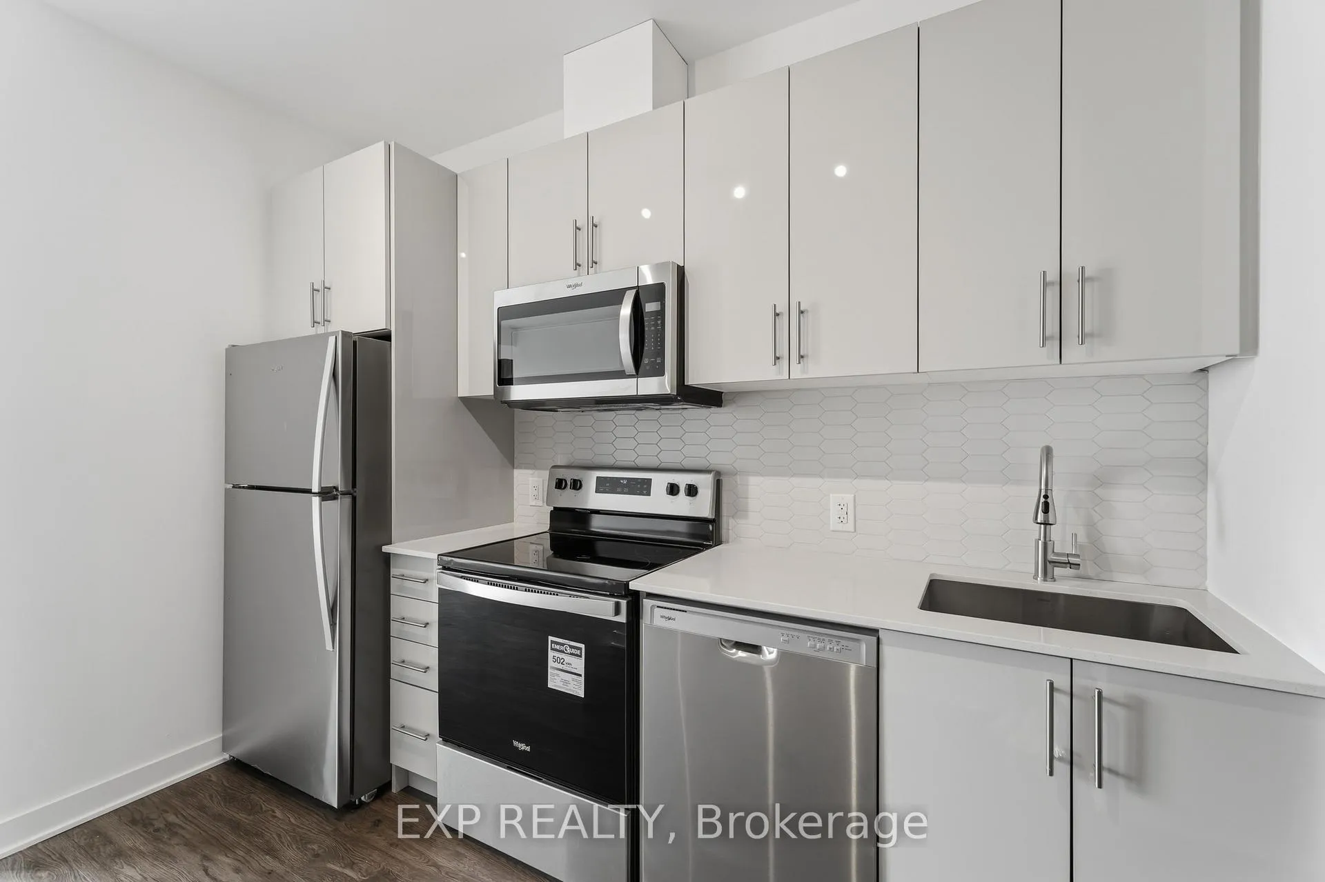 Photo 4 of Unit 1619, 2782 Barton Street E, Hamilton, Riverdale — HOMEH