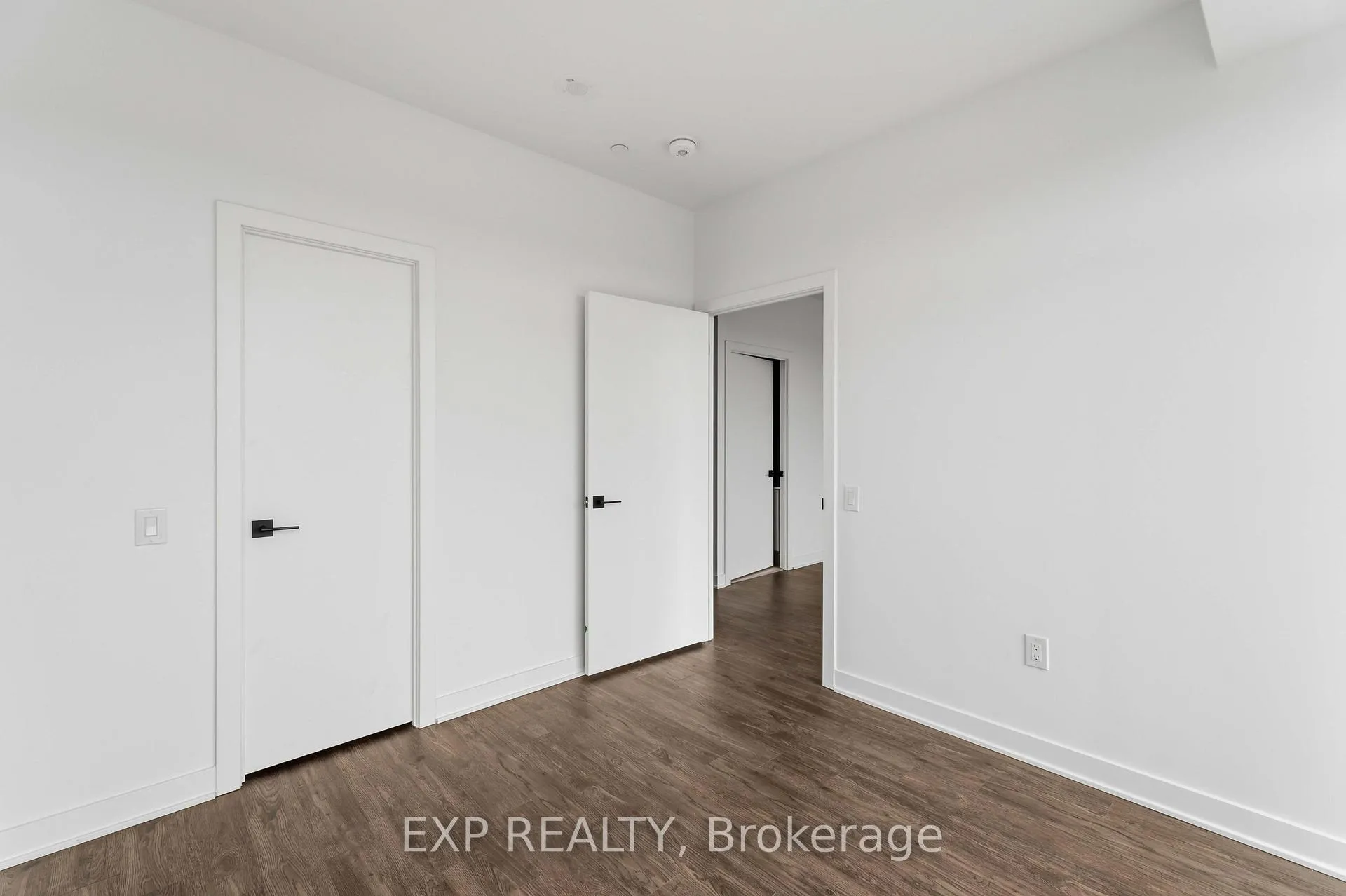 Photo 9 of Unit 1619, 2782 Barton Street E, Hamilton, Riverdale — HOMEH