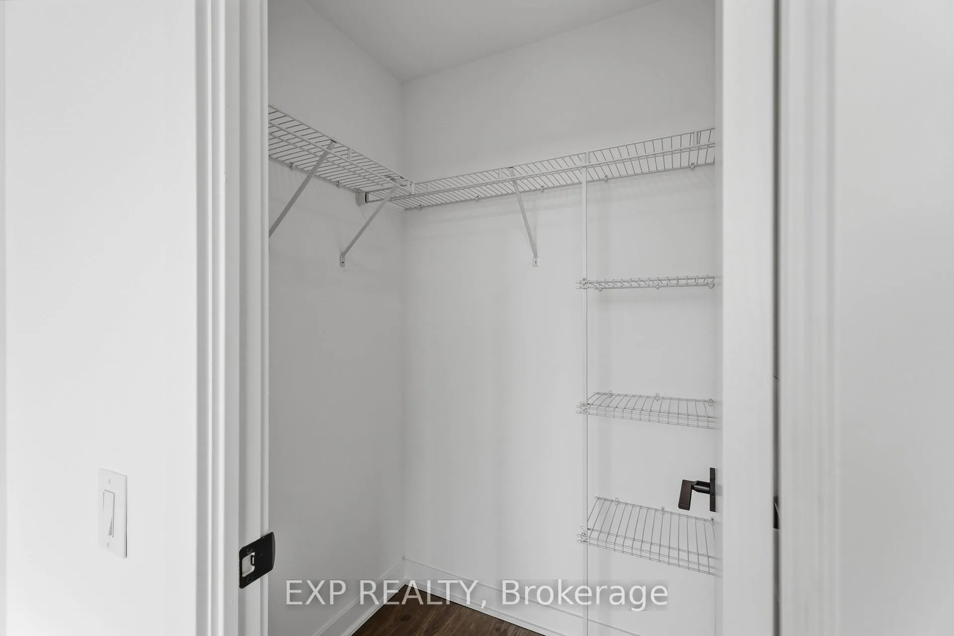 Photo 11 of Unit 1619, 2782 Barton Street E, Hamilton, Riverdale — HOMEH