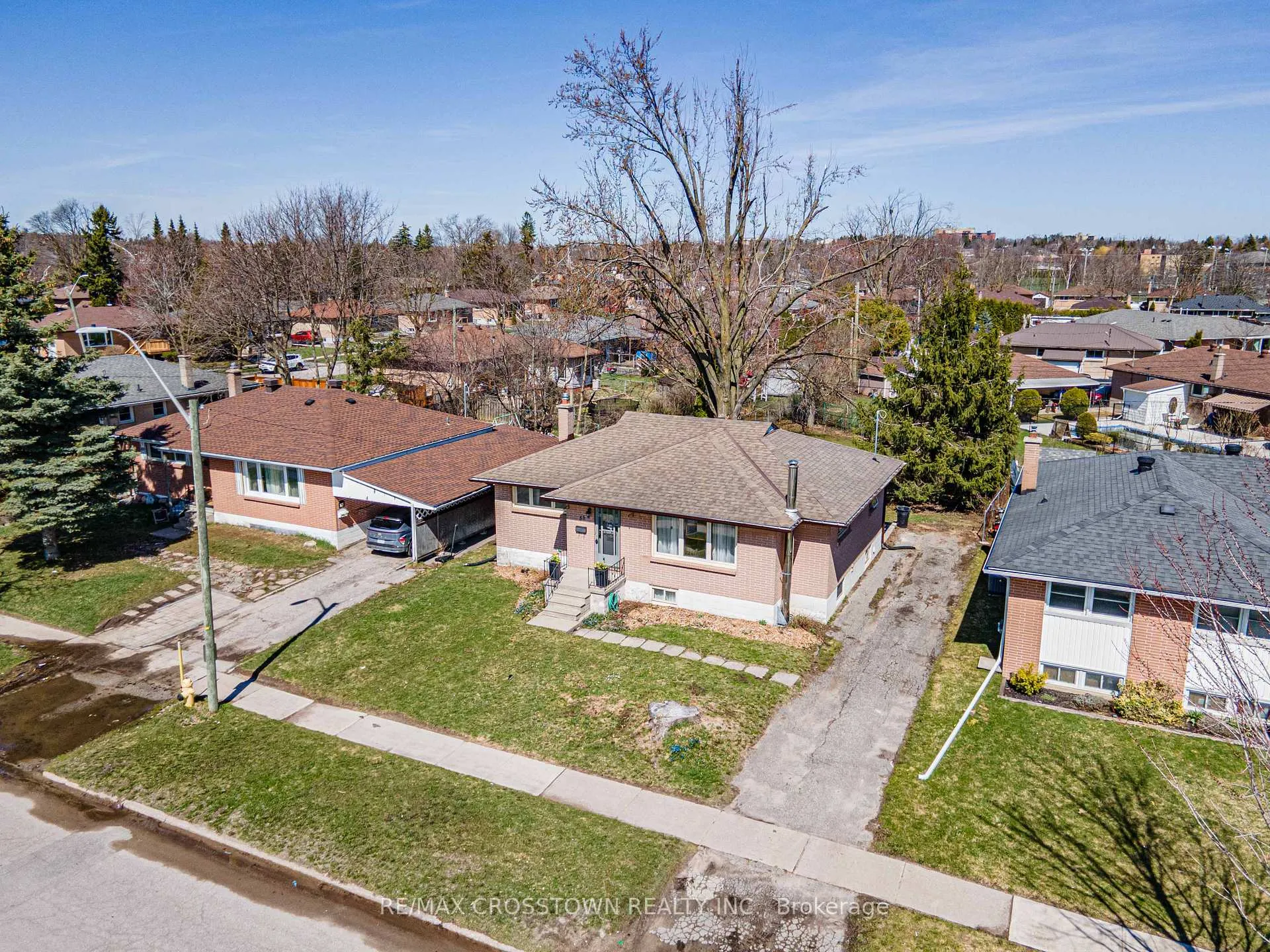 Photo 4 of 55 Davidson Street, Barrie, Wellington — HOMEH