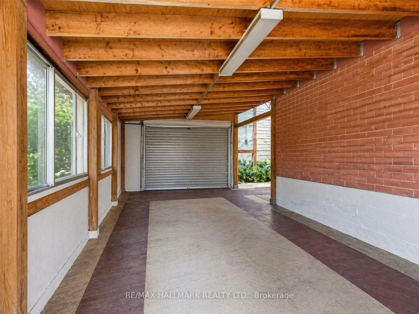 Photo 11 of 712 Pharmacy Avenue, Scarborough, Clairlea-Birchmount — HOMEH
