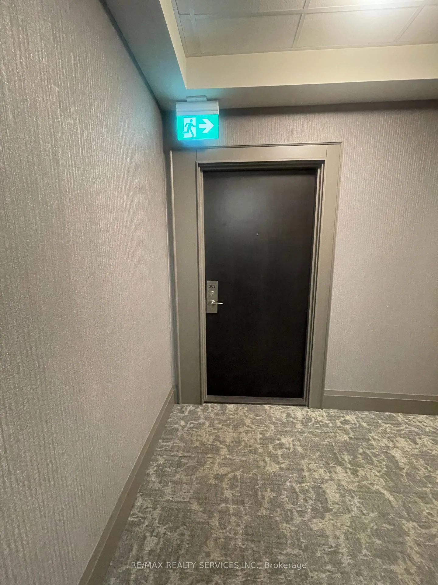 Photo 7 of Unit 203, 15 Lynch Street, Brampton, Queen Street Corridor — HOMEH