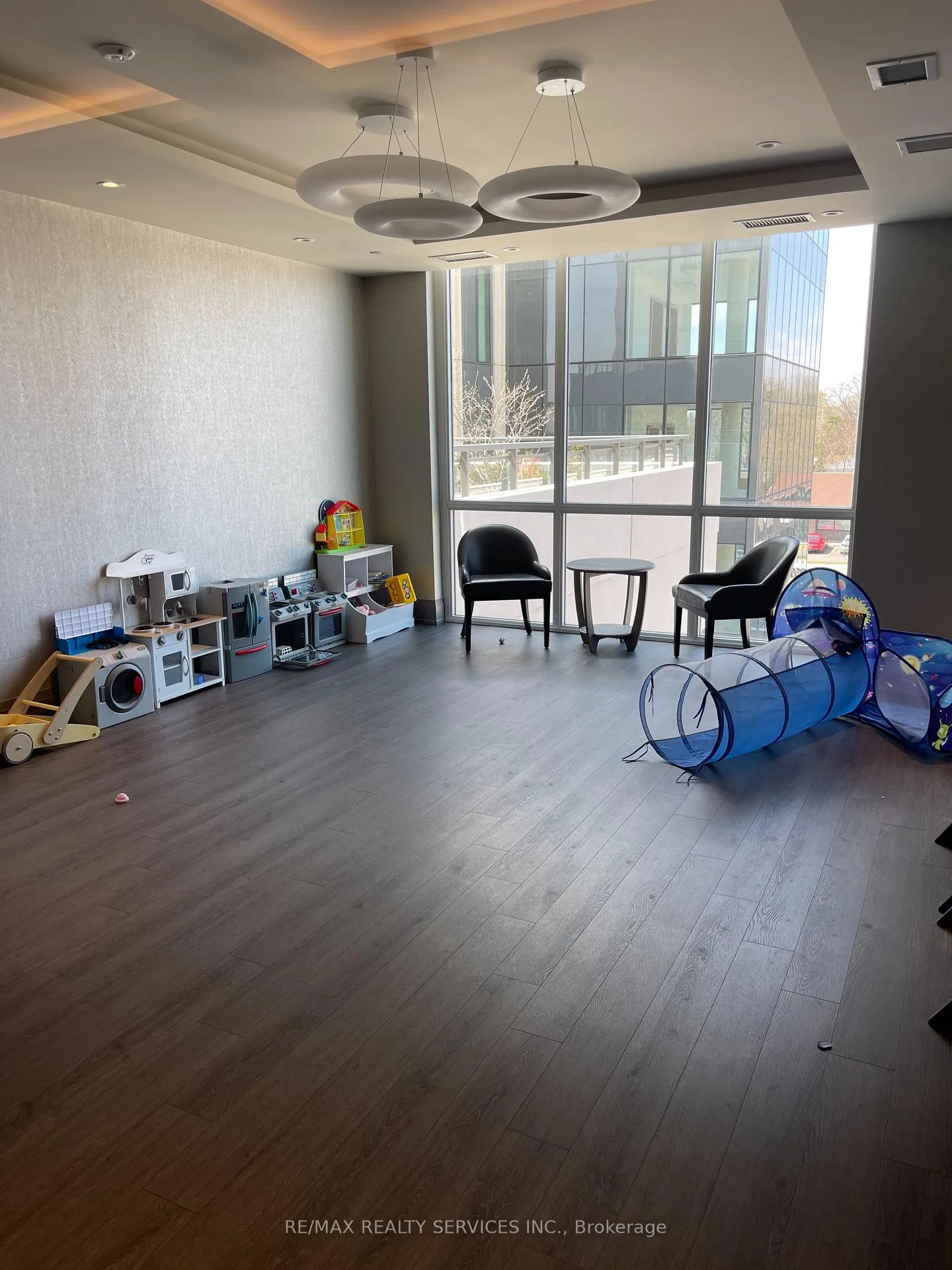 Photo 27 of Unit 203, 15 Lynch Street, Brampton, Queen Street Corridor — HOMEH