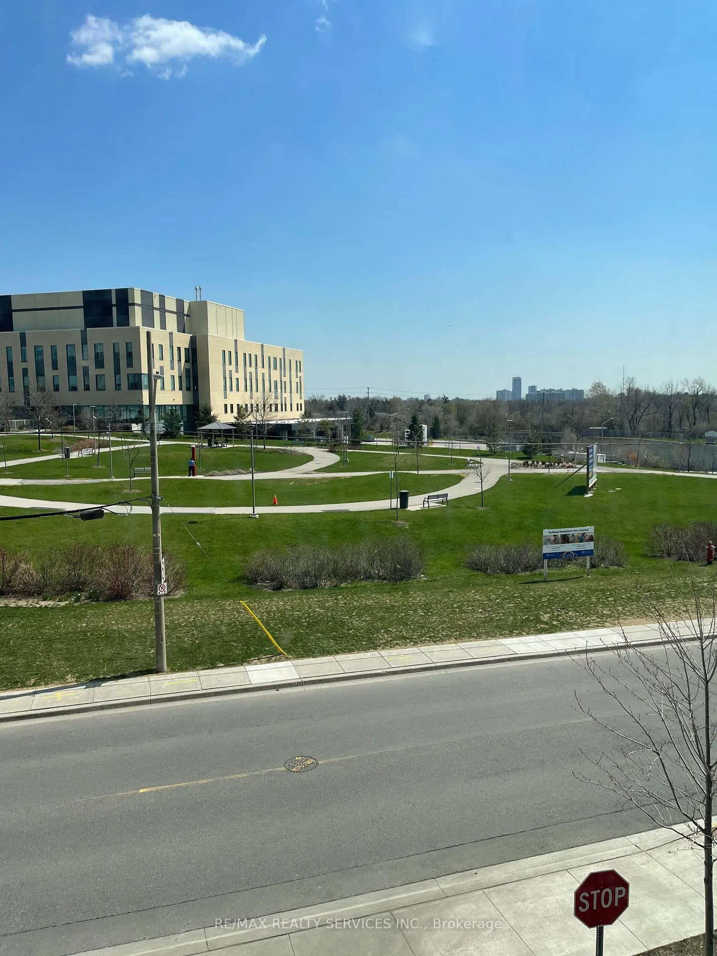 Photo 37 of Unit 203, 15 Lynch Street, Brampton, Queen Street Corridor — HOMEH