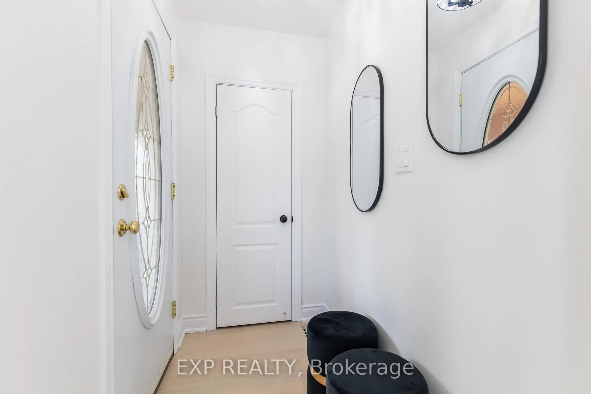 Photo 4 of Unit Main, 46 Upper Walker Avenue, Hamilton, Stoney Creek — HOMEH
