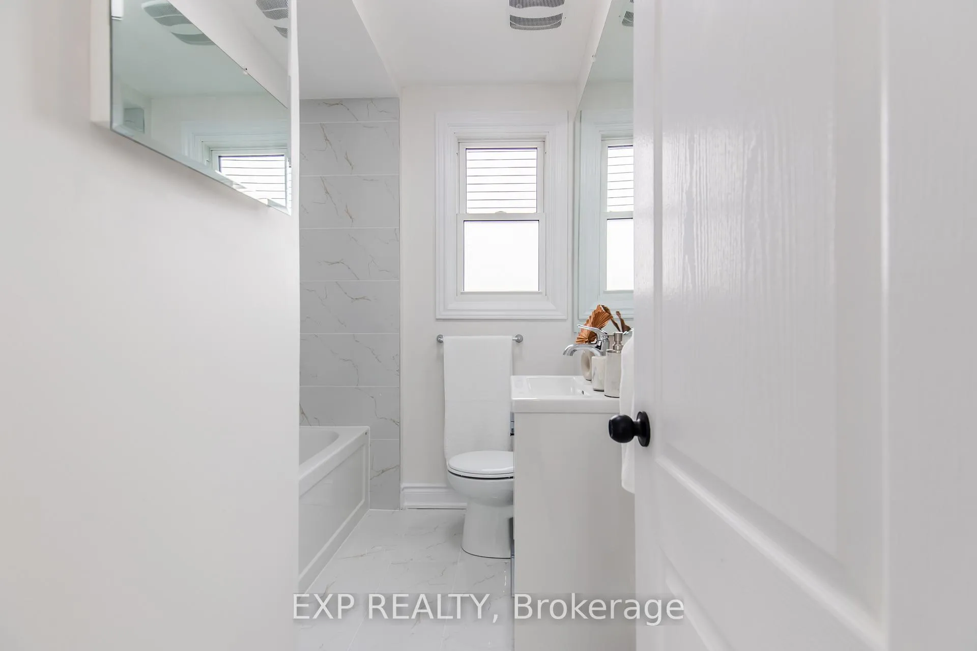 Photo 21 of Unit Main, 46 Upper Walker Avenue, Hamilton, Stoney Creek — HOMEH