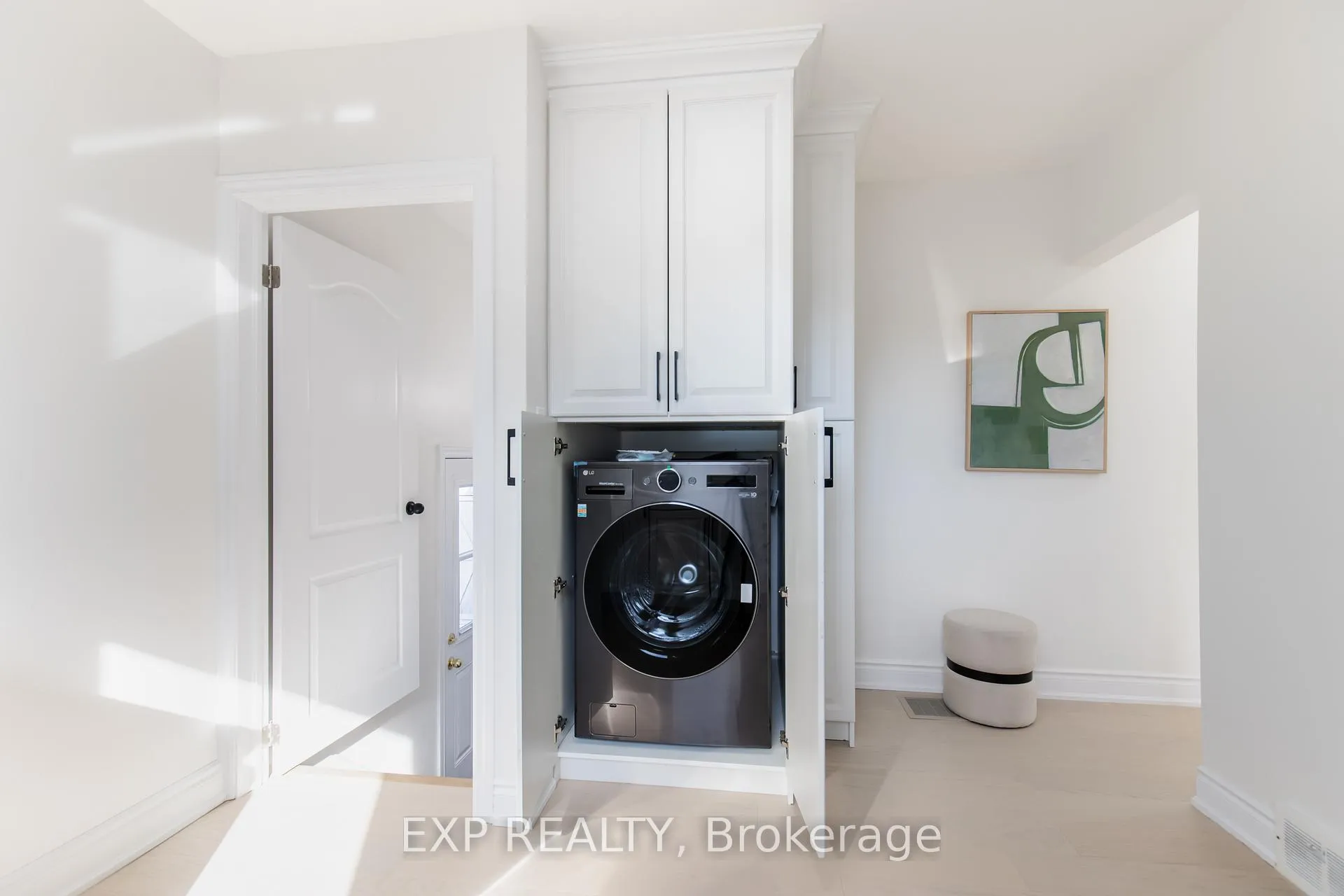 Photo 31 of Unit Main, 46 Upper Walker Avenue, Hamilton, Stoney Creek — HOMEH