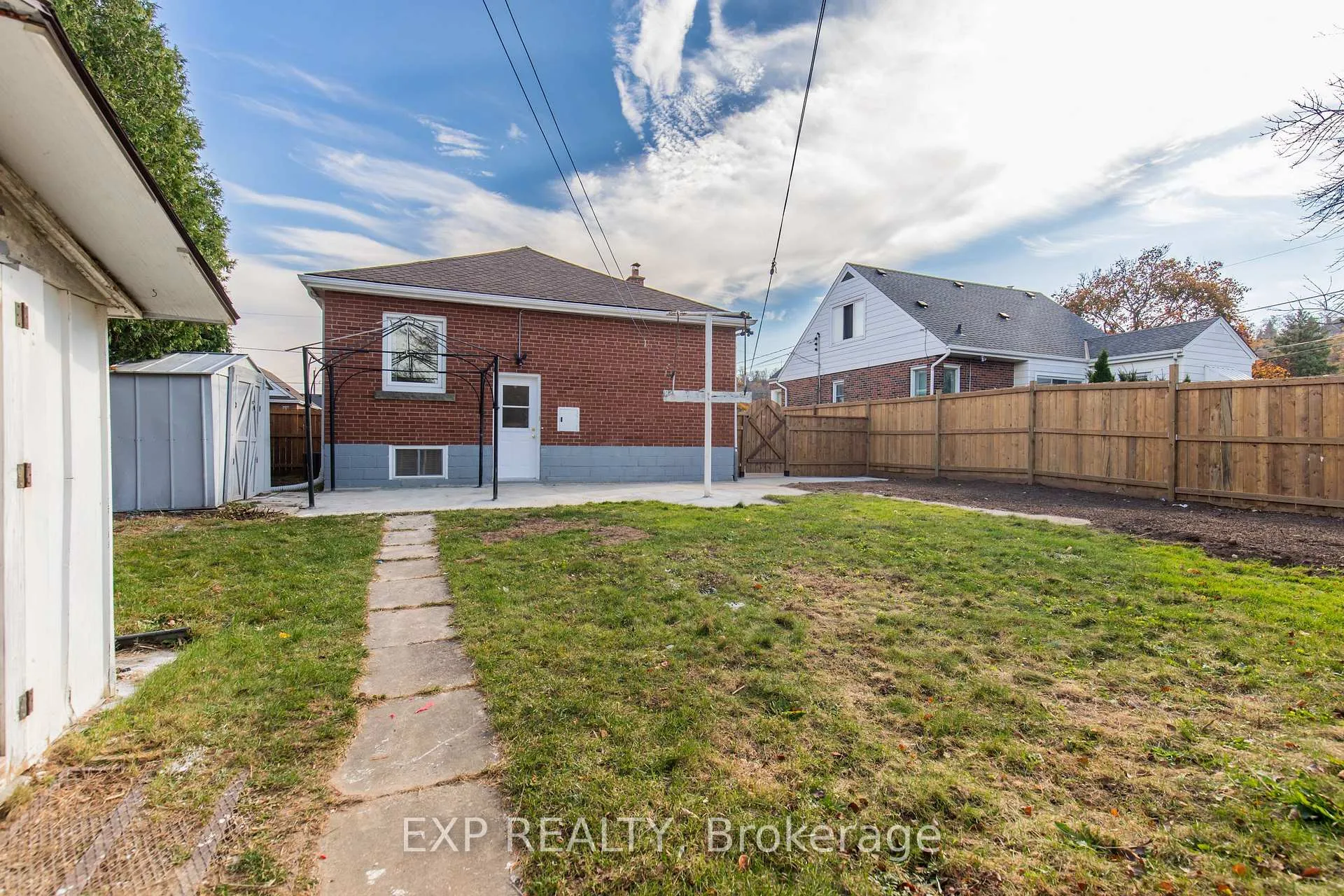 Photo 38 of Unit Main, 46 Upper Walker Avenue, Hamilton, Stoney Creek — HOMEH