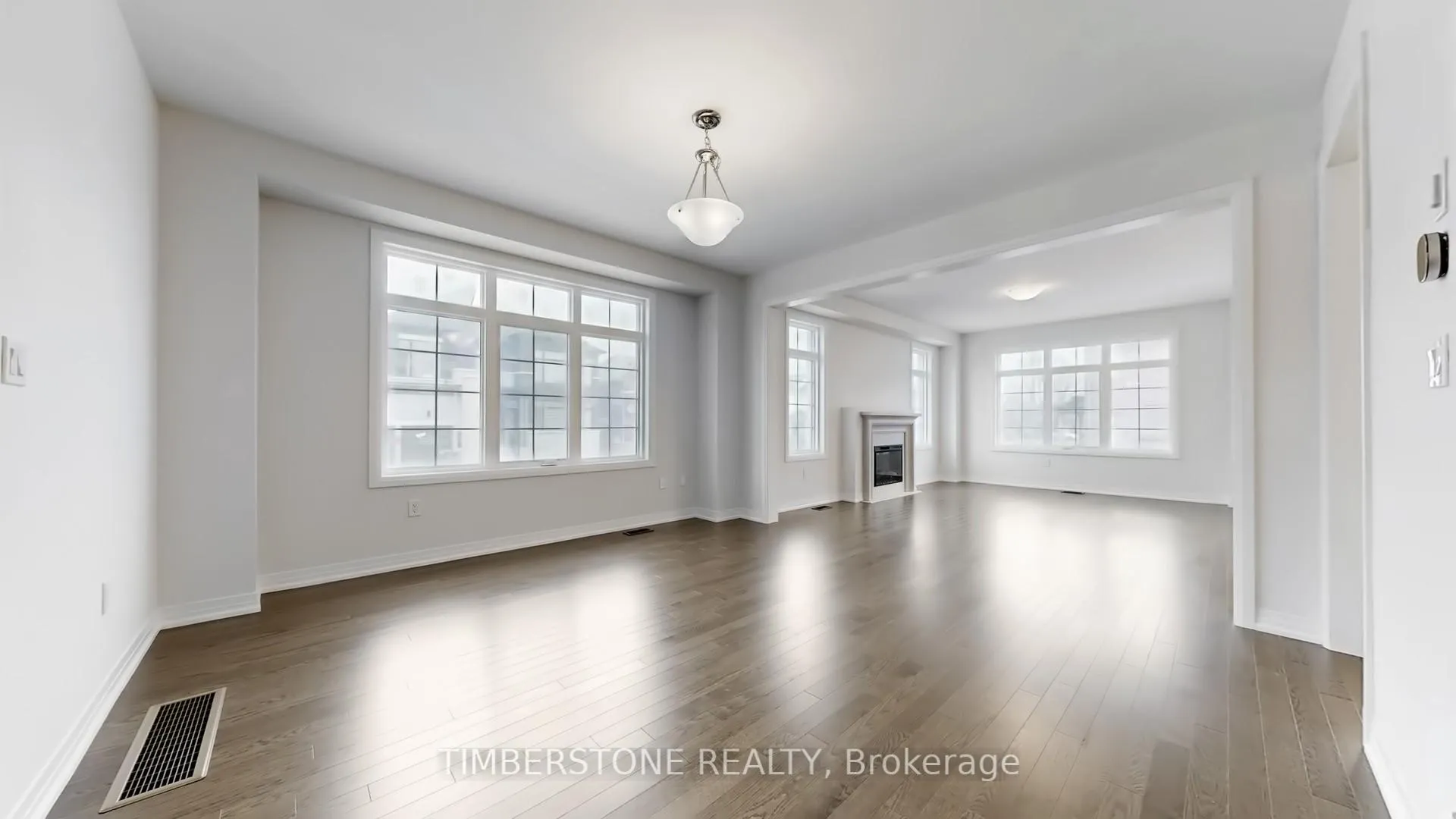 Photo 5 of 12 Aveena Road, Brampton, Bram East — HOMEH