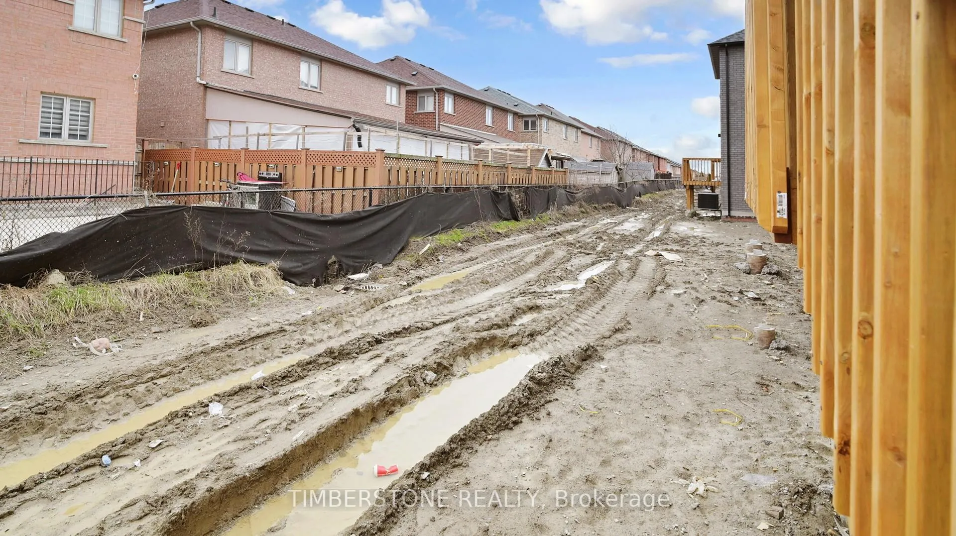 Photo 40 of 12 Aveena Road, Brampton, Bram East — HOMEH