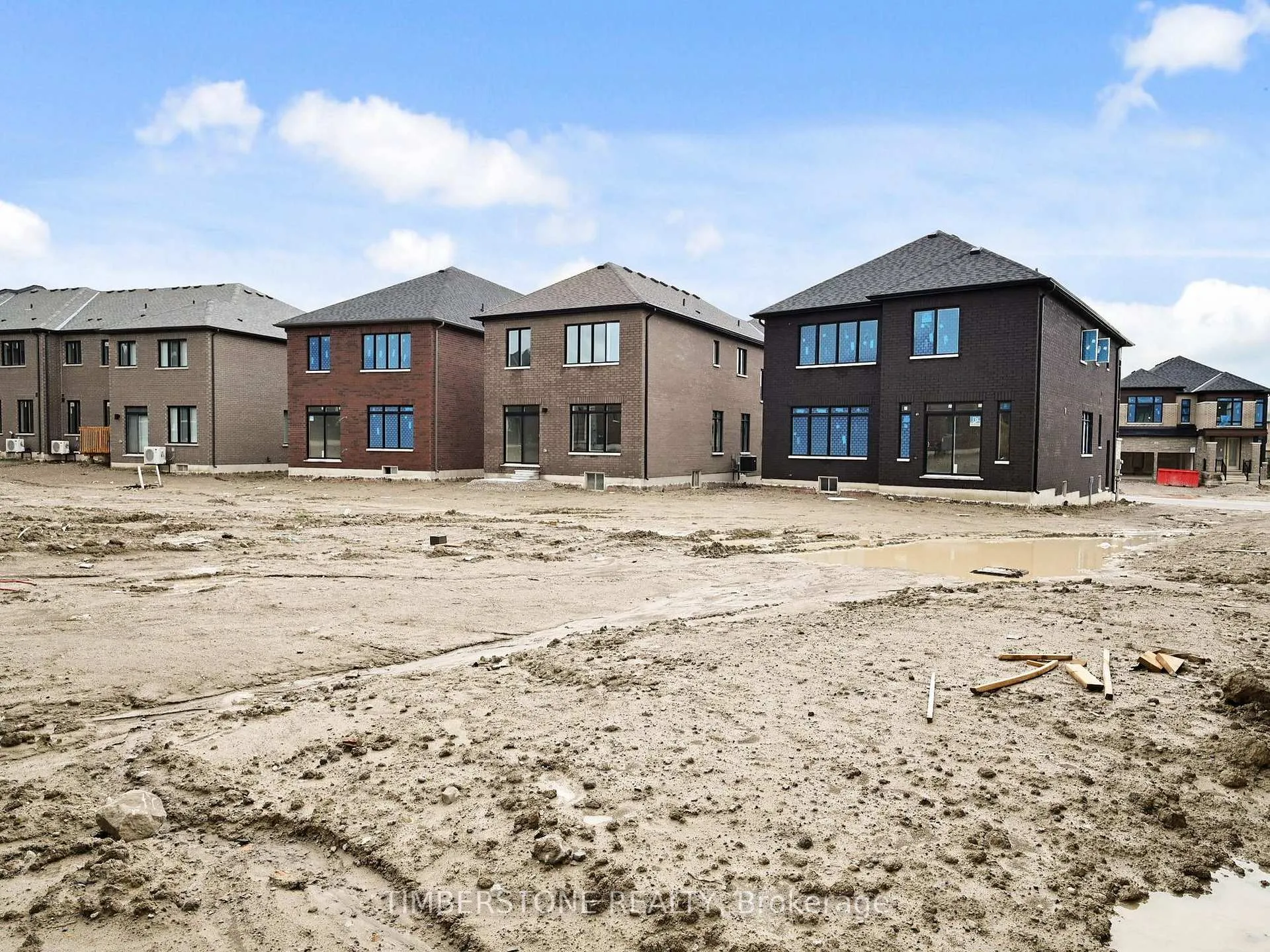 Photo 43 of 163 Thorndale Road, Brampton, Bram East — HOMEH