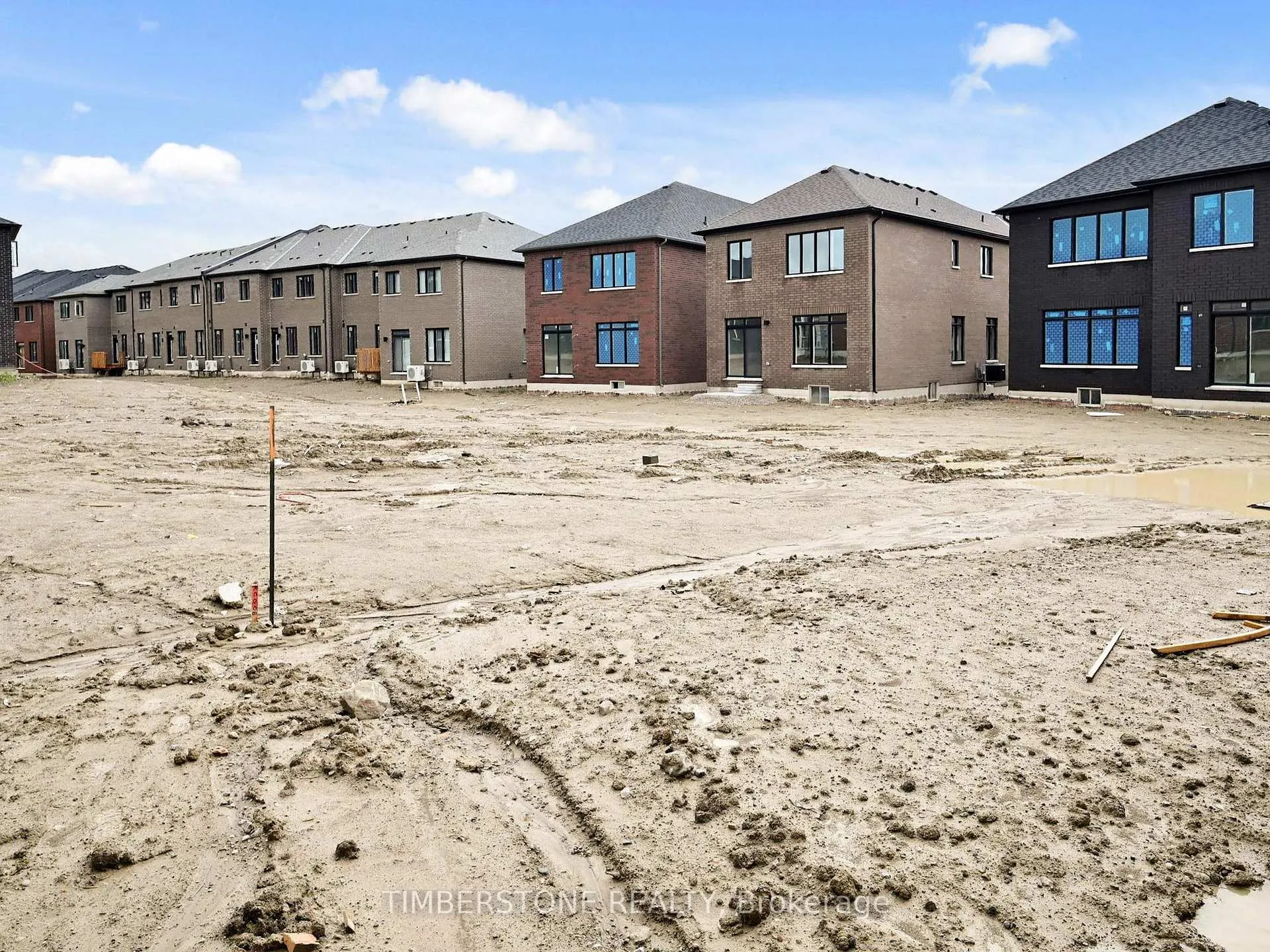 Photo 44 of 163 Thorndale Road, Brampton, Bram East — HOMEH