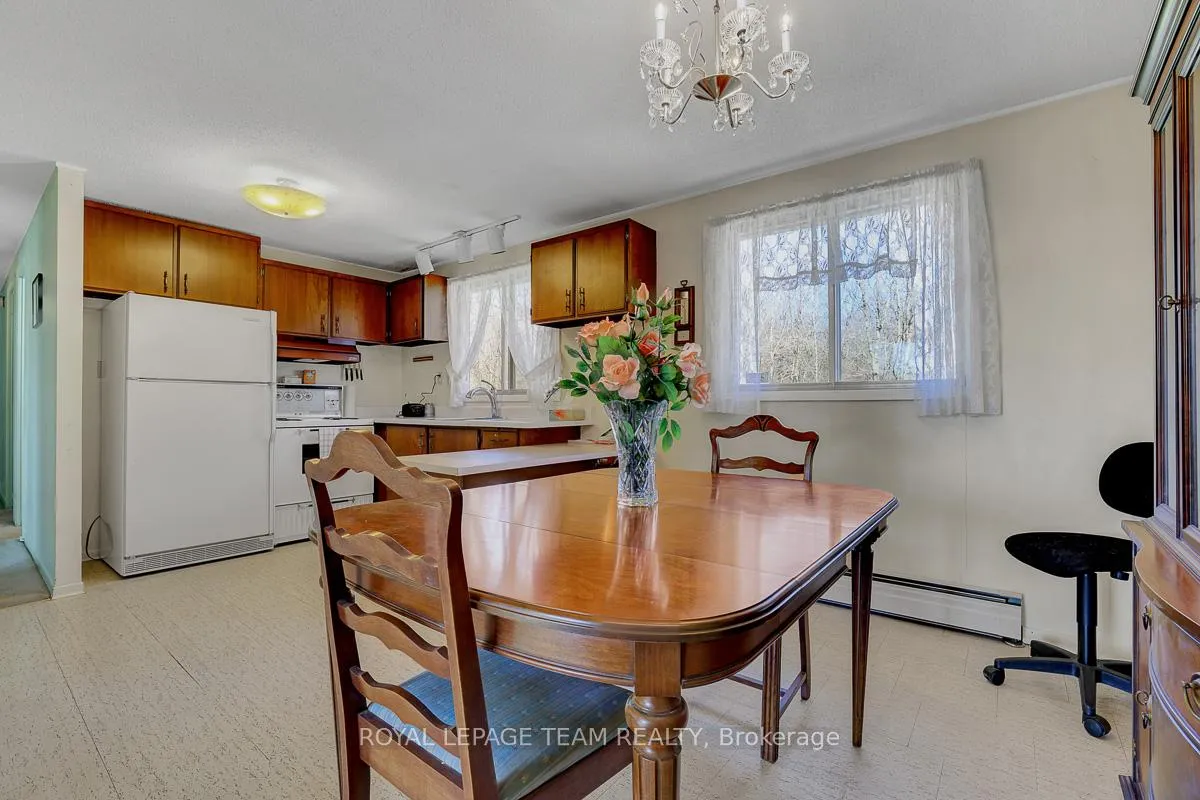 Photo 7 of 5523 Mitch Owens Road, Ottawa, Manotick South to Roger Stevens — HOMEH