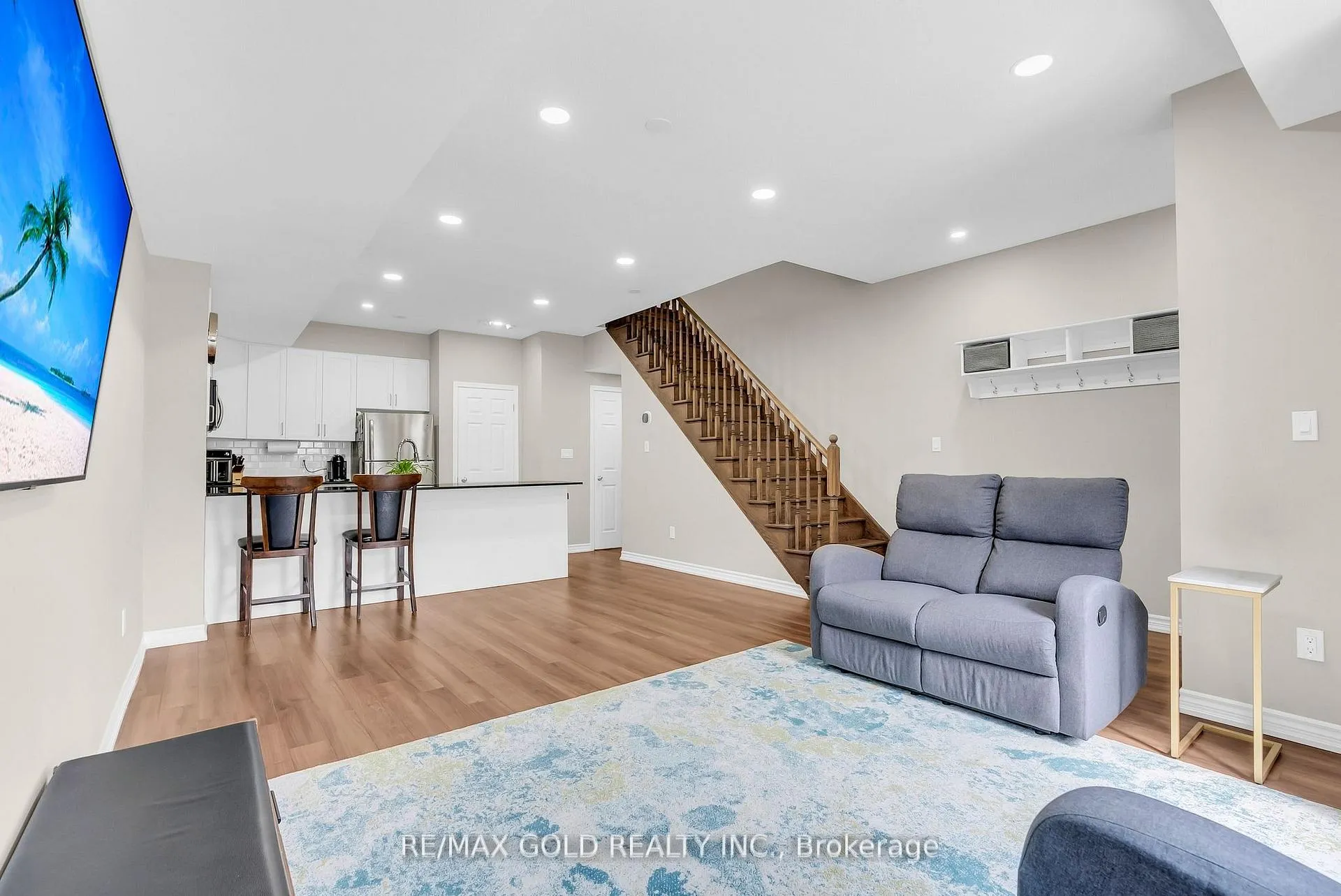 Photo 3 of Unit 06, 1030 Dunsley Way, Whitby, Pringle Creek — HOMEH