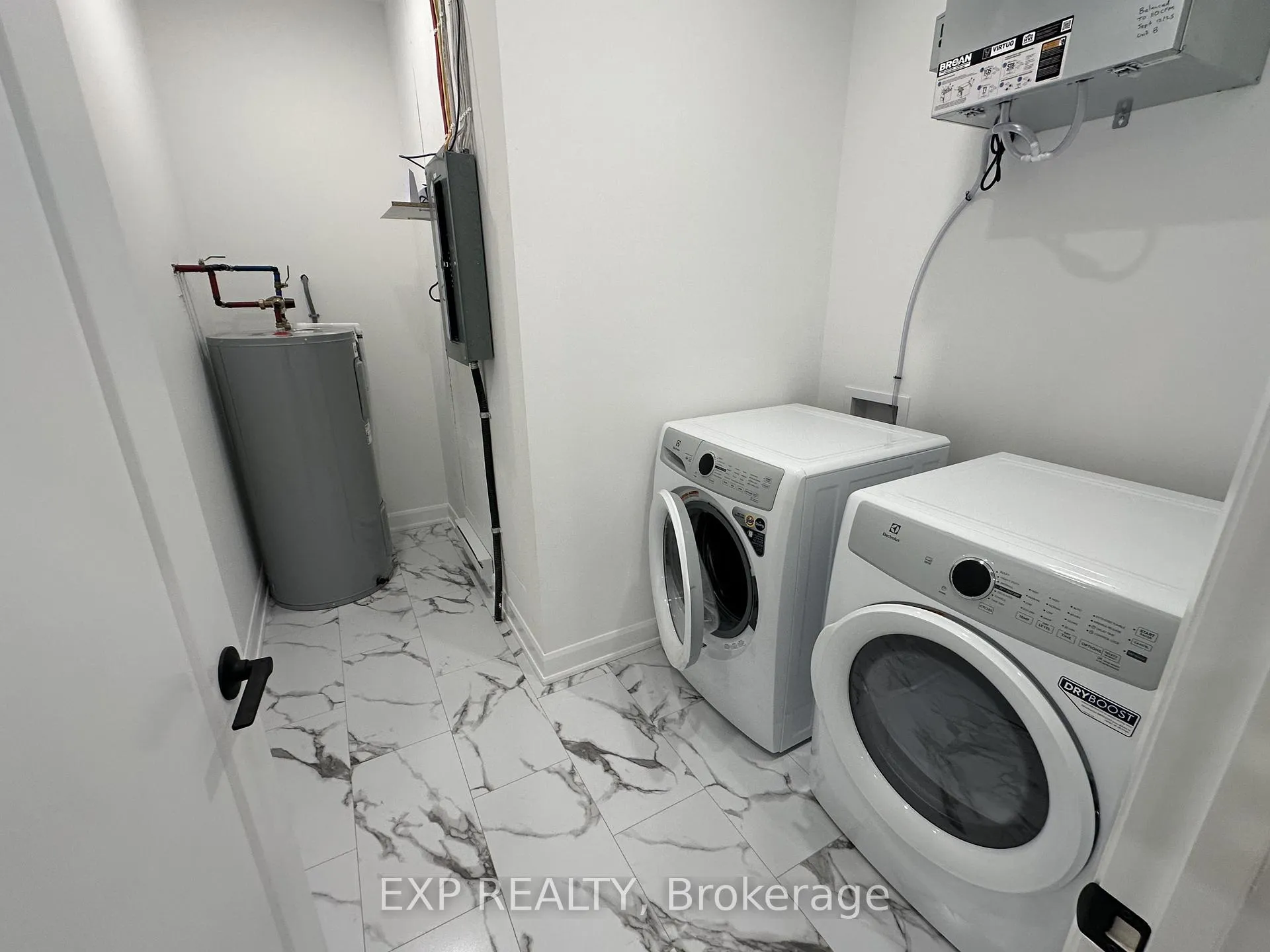 Photo 7 of Unit A, 293 Flat Rapids Road, McNab/Braeside, Mcnab/Braeside Twps — HOMEH