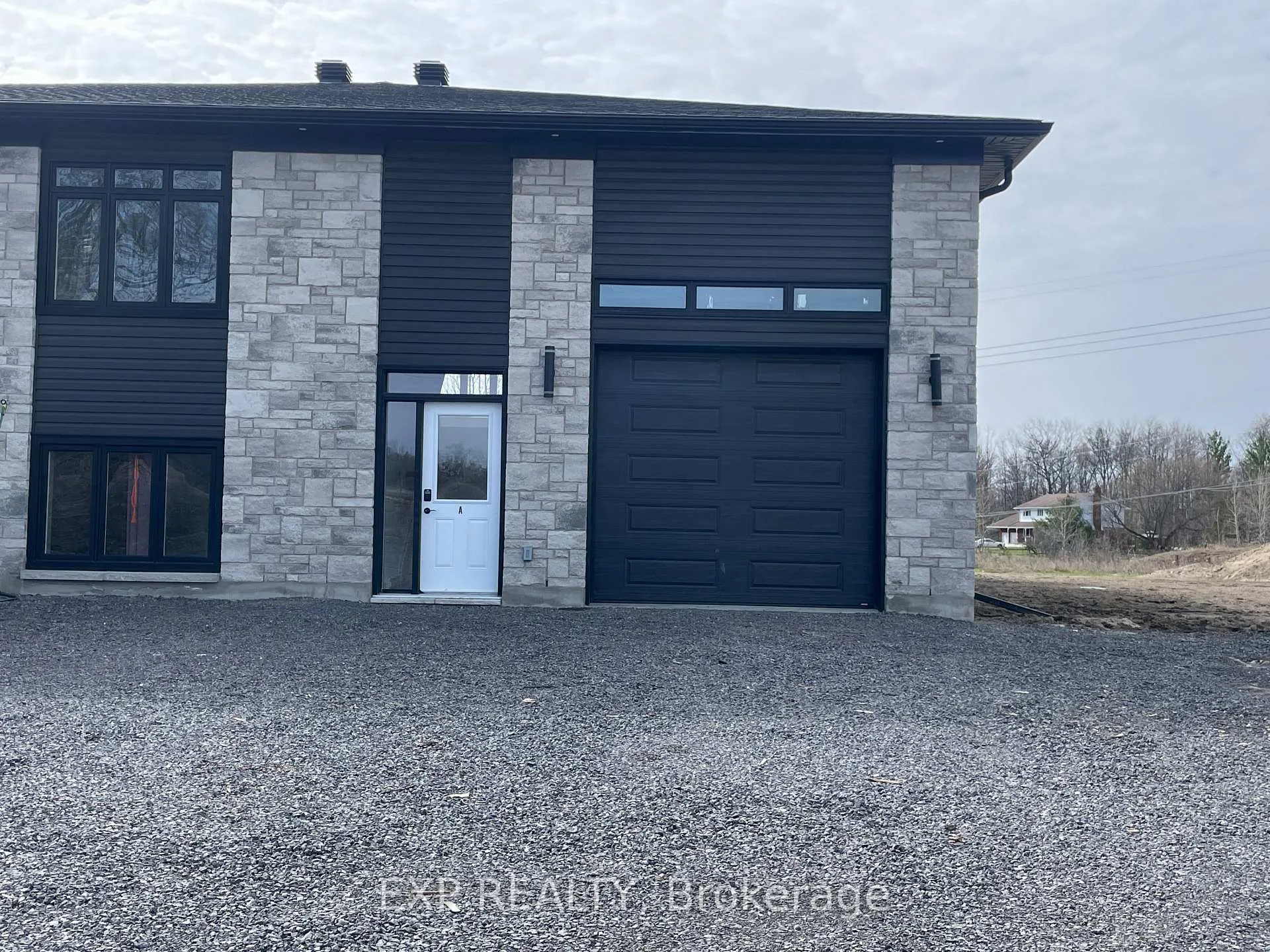 Photo 14 of Unit A, 293 Flat Rapids Road, McNab/Braeside, Mcnab/Braeside Twps — HOMEH
