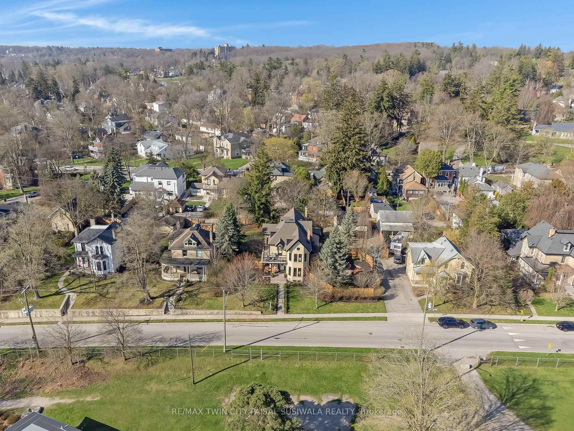 Photo 11 of 24 Park Avenue, Cambridge, Downtown Cambridge — HOMEH