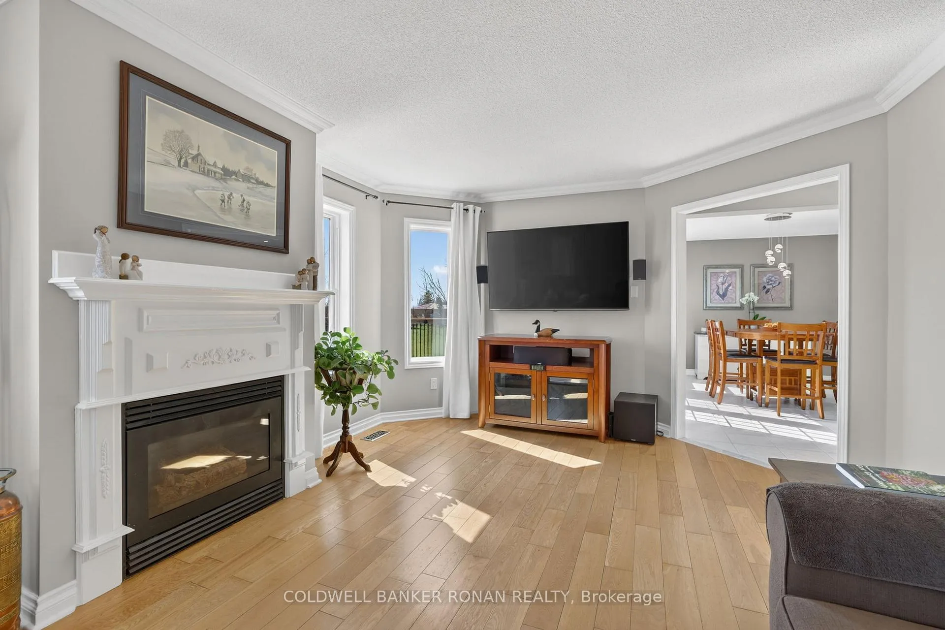 Photo 15 of 240 Howard Crescent, Orangeville — HOMEH