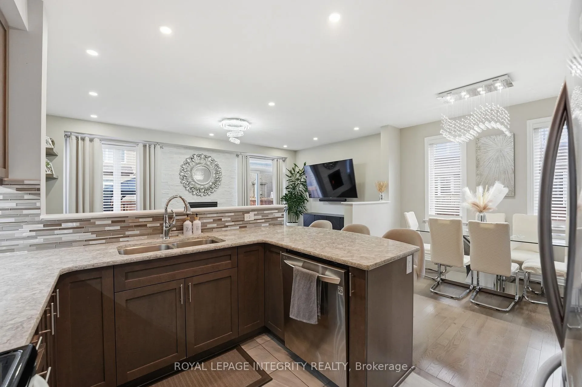 Photo 6 of 512 Vivera Place, Ottawa, Stittsville (North) — HOMEH