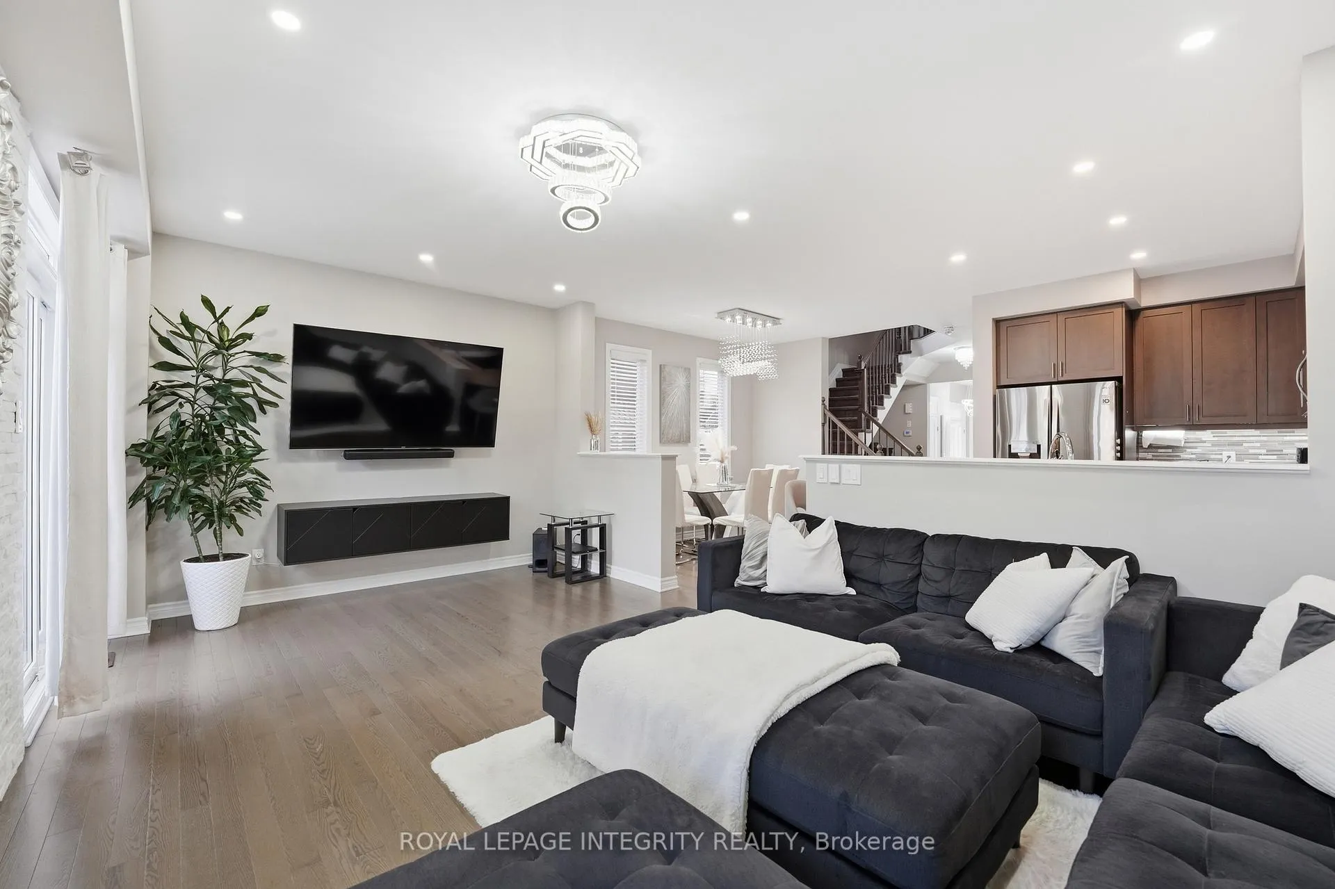 Photo 10 of 512 Vivera Place, Ottawa, Stittsville (North) — HOMEH