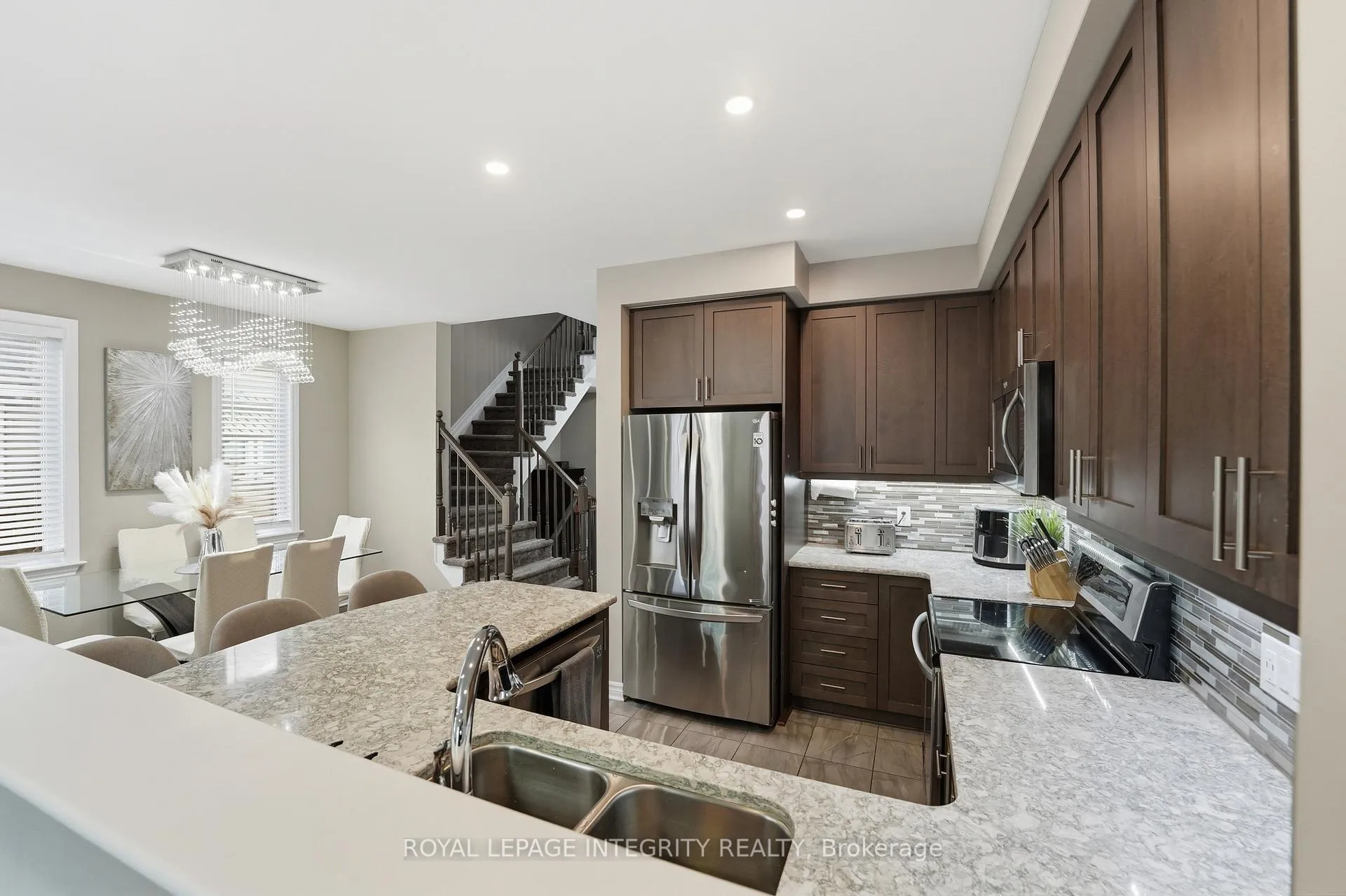 Photo 11 of 512 Vivera Place, Ottawa, Stittsville (North) — HOMEH