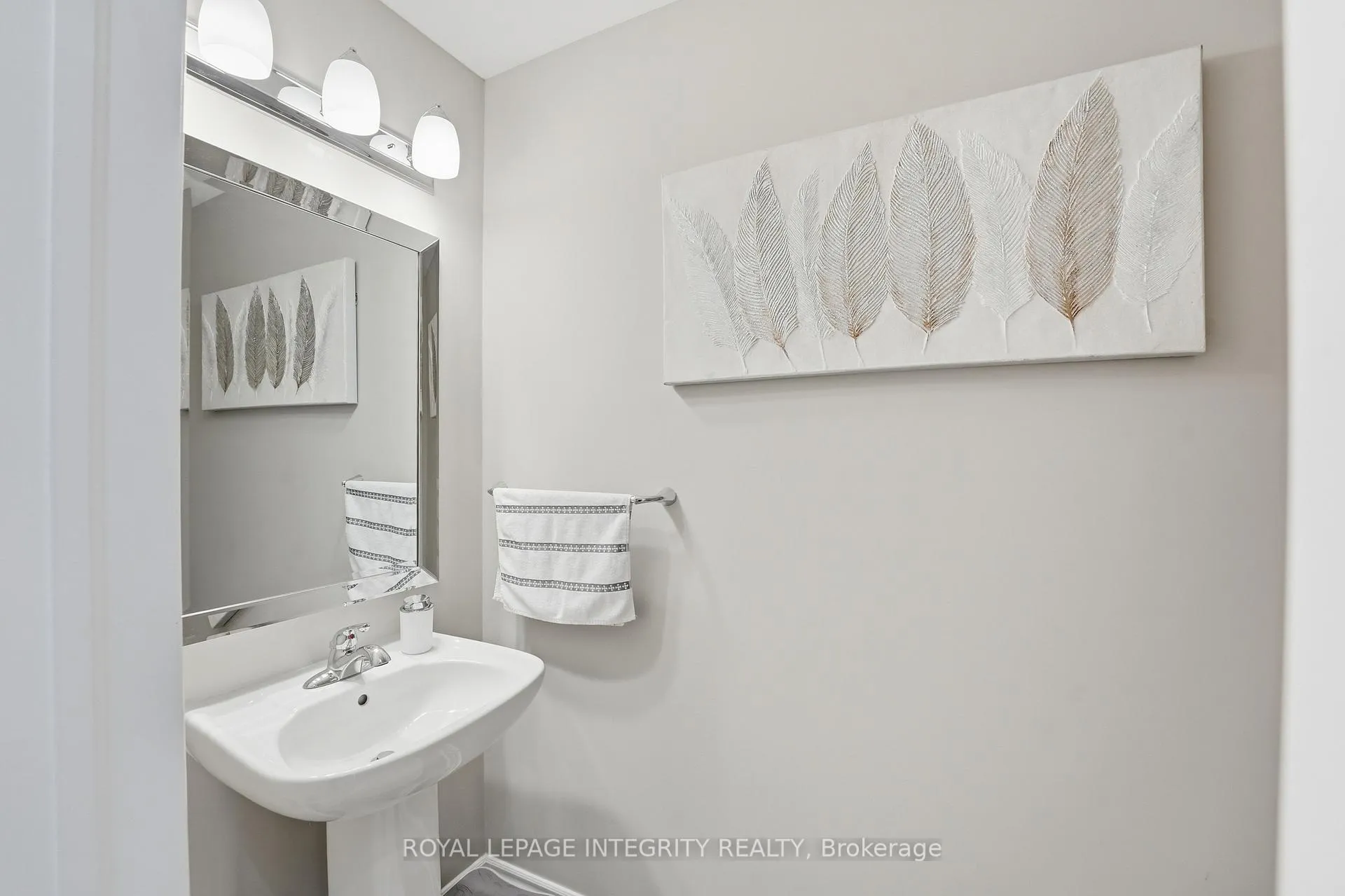 Photo 15 of 512 Vivera Place, Ottawa, Stittsville (North) — HOMEH