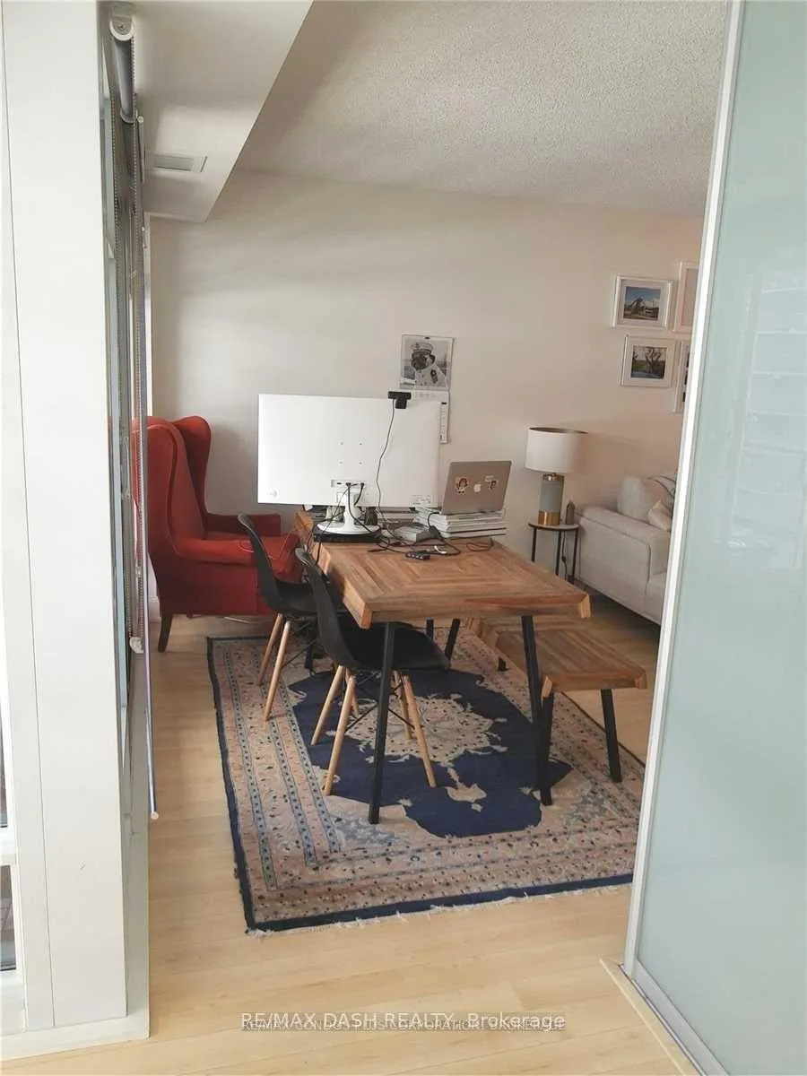 Photo 5 of Unit 1009, 2191 Yonge Street, Toronto, Mount Pleasant East — HOMEH