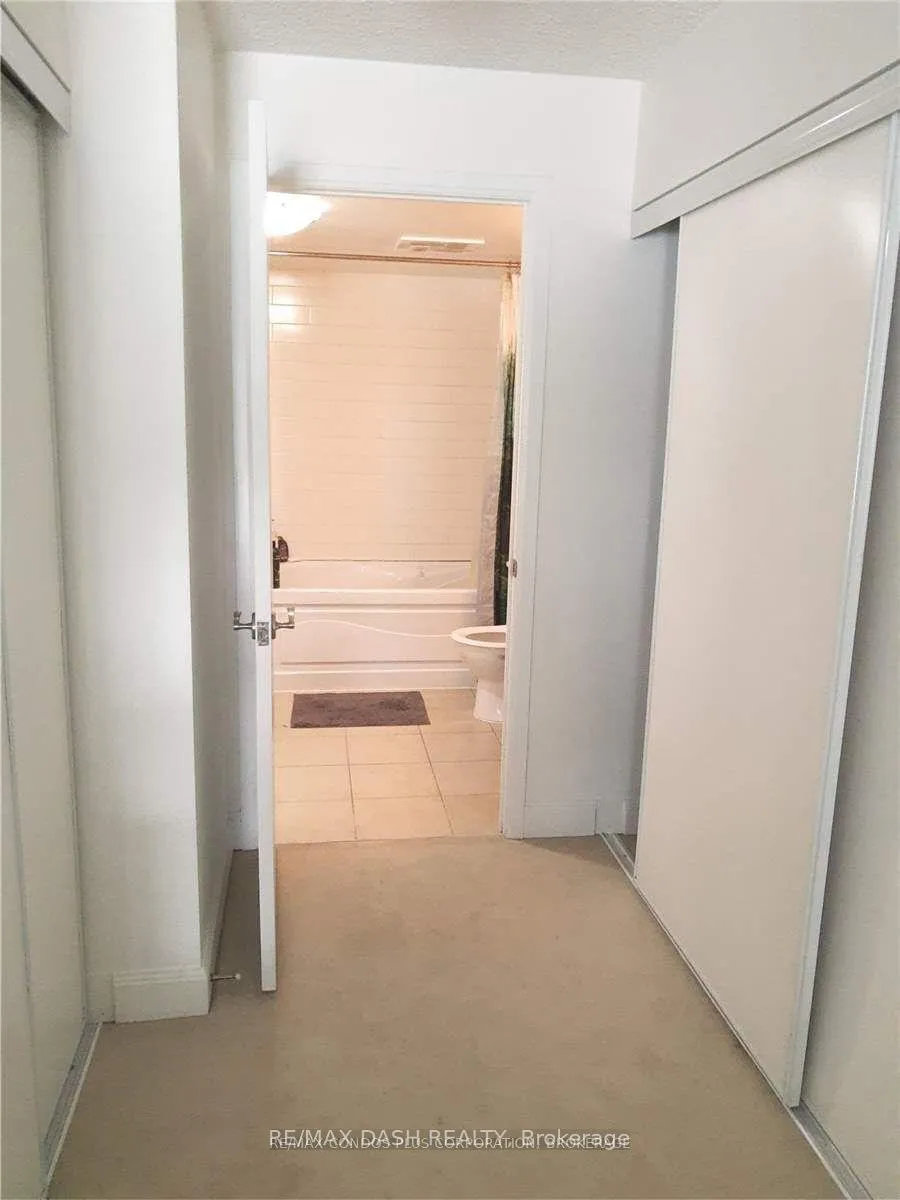 Photo 10 of Unit 1009, 2191 Yonge Street, Toronto, Mount Pleasant East — HOMEH