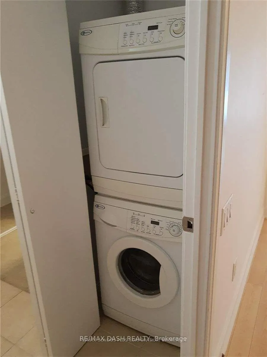 Photo 14 of Unit 1009, 2191 Yonge Street, Toronto, Mount Pleasant East — HOMEH