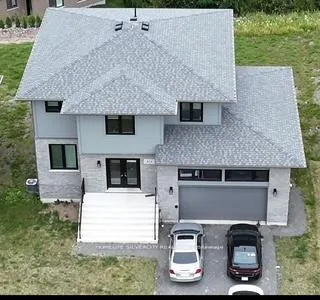 Front of 424 Verna Court