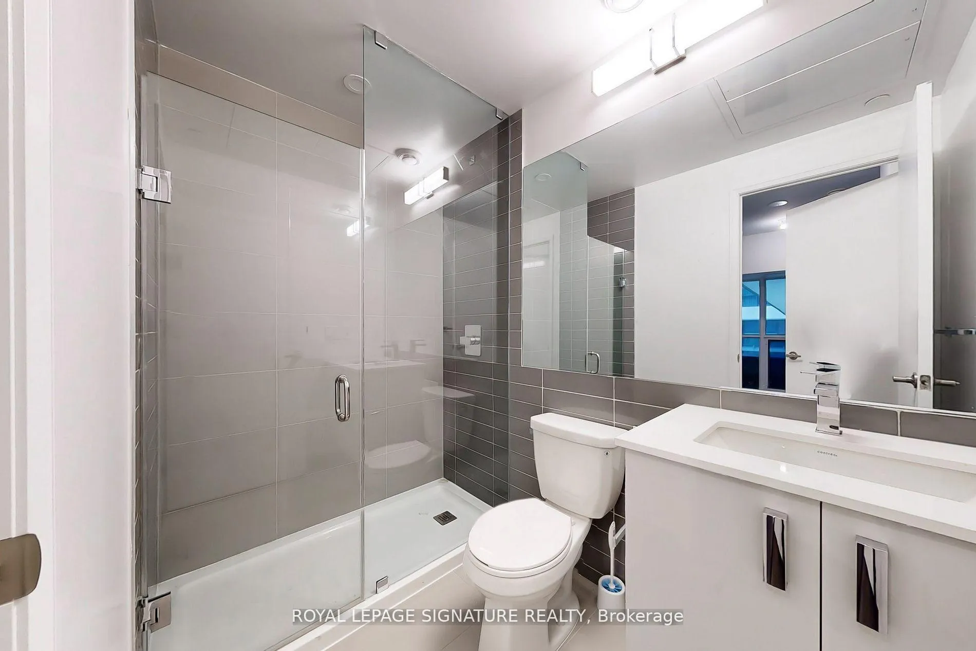 Photo 7 of Unit 211, 26 Gibbs Road, Etobicoke, Islington-City Centre West — HOMEH
