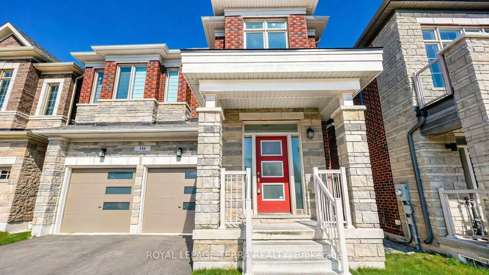 Photo 2 of 144 Bloomfield Crescent, Cambridge — HOMEH
