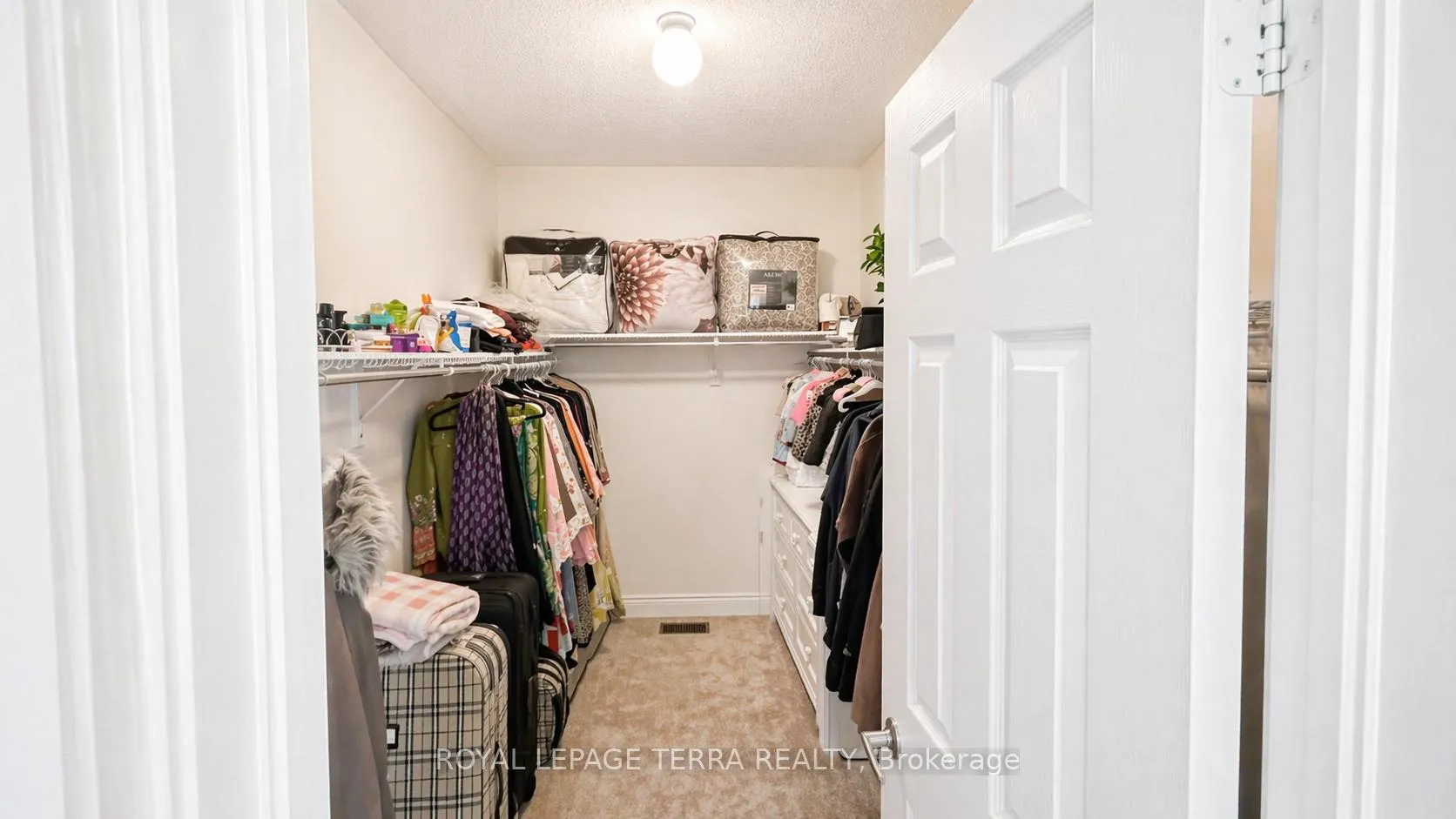 Photo 42 of 144 Bloomfield Crescent, Cambridge — HOMEH