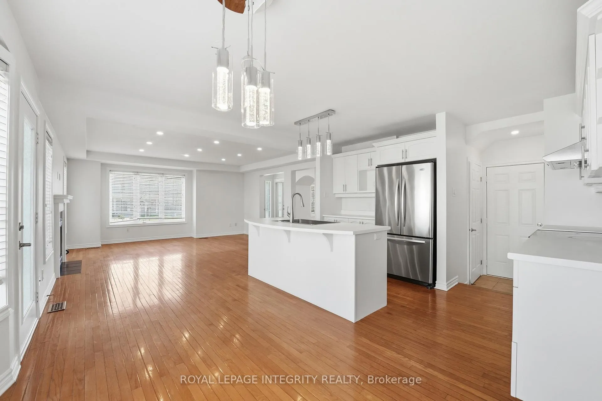 Photo 9 of 200 Burnaby Drive, Ottawa, Stittsville (North) — HOMEH
