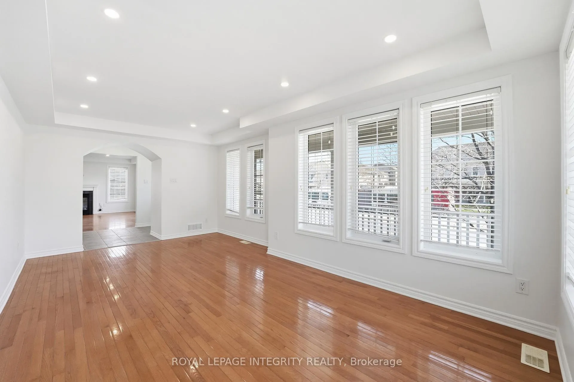 Photo 15 of 200 Burnaby Drive, Ottawa, Stittsville (North) — HOMEH