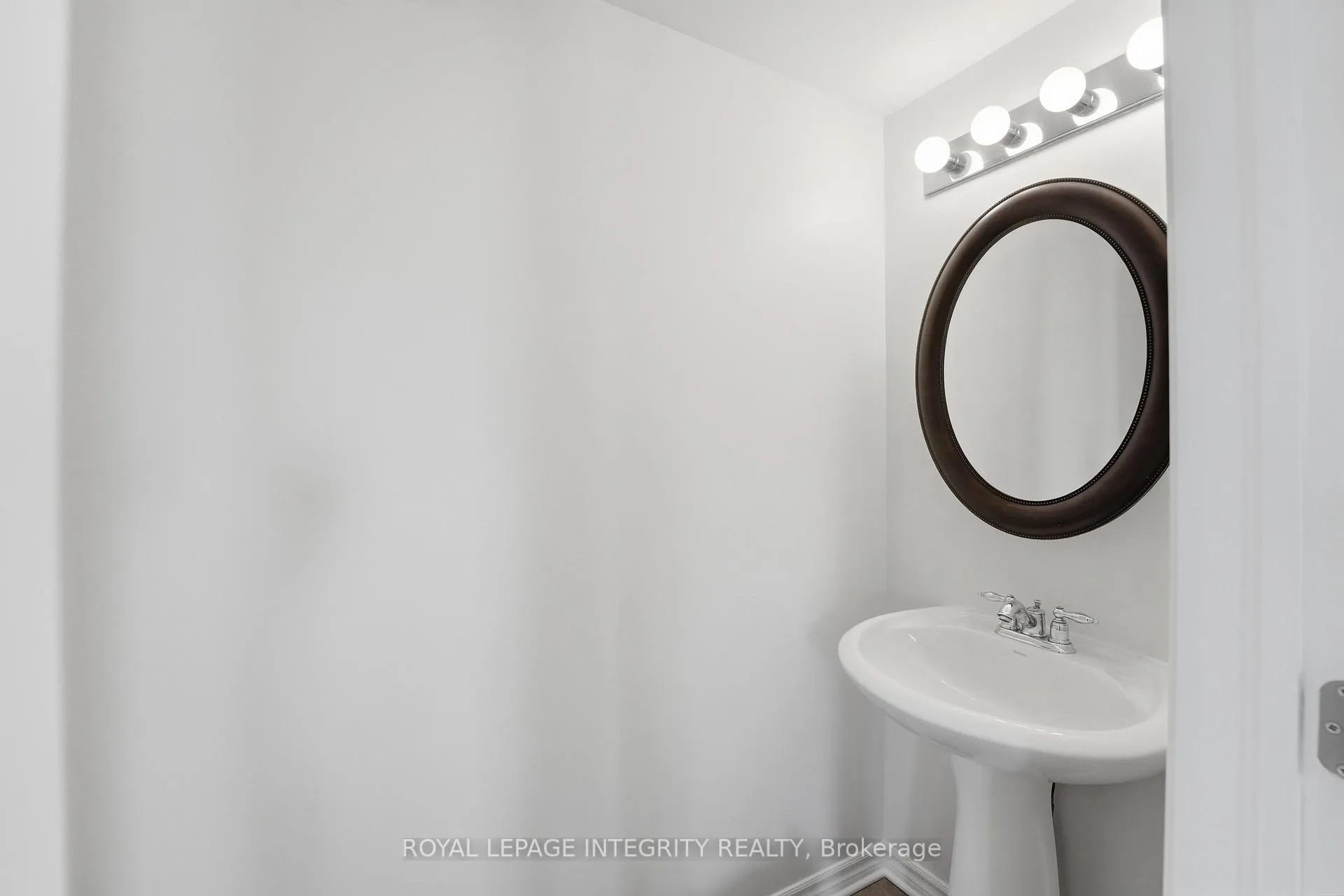 Photo 16 of 200 Burnaby Drive, Ottawa, Stittsville (North) — HOMEH