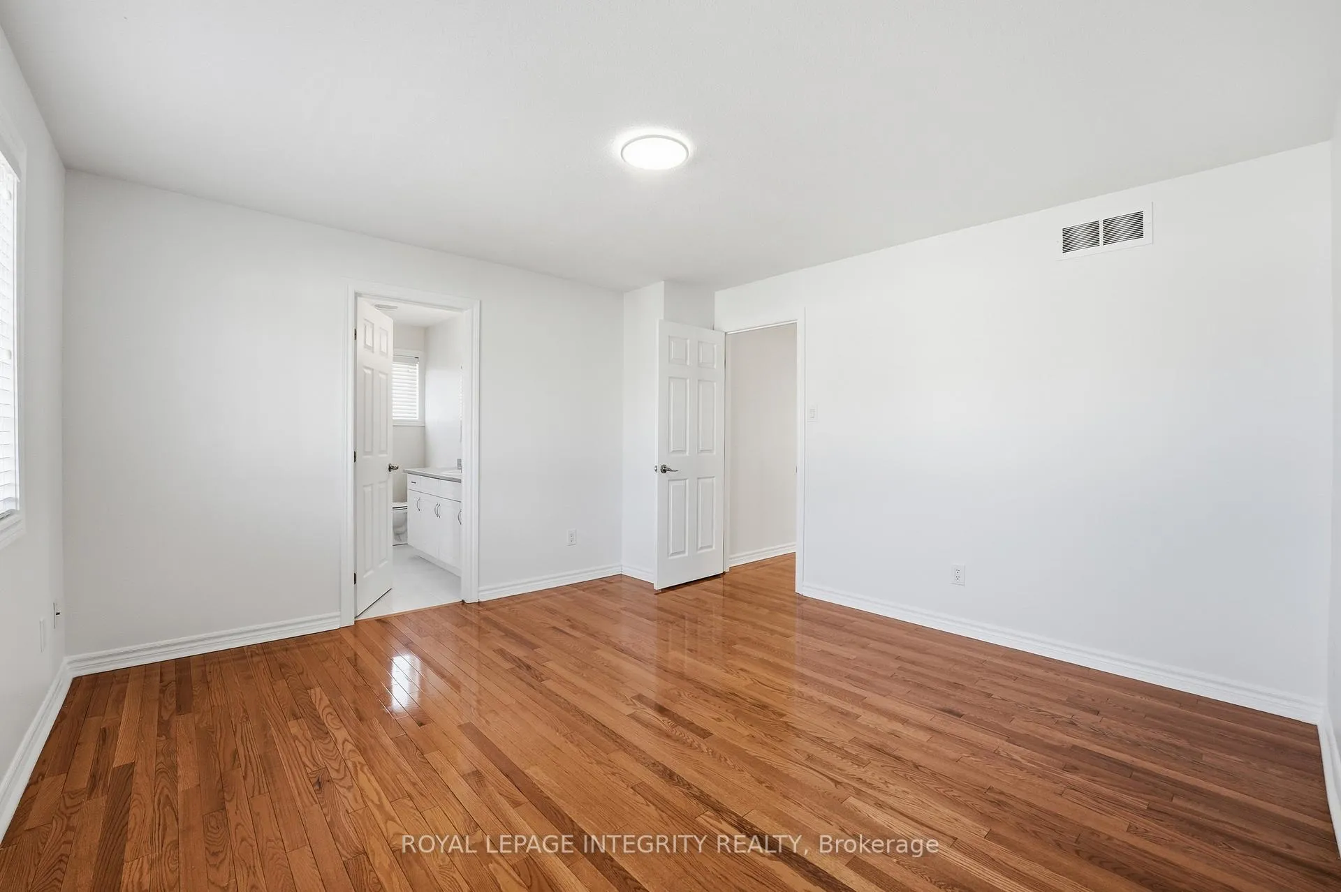 Photo 22 of 200 Burnaby Drive, Ottawa, Stittsville (North) — HOMEH