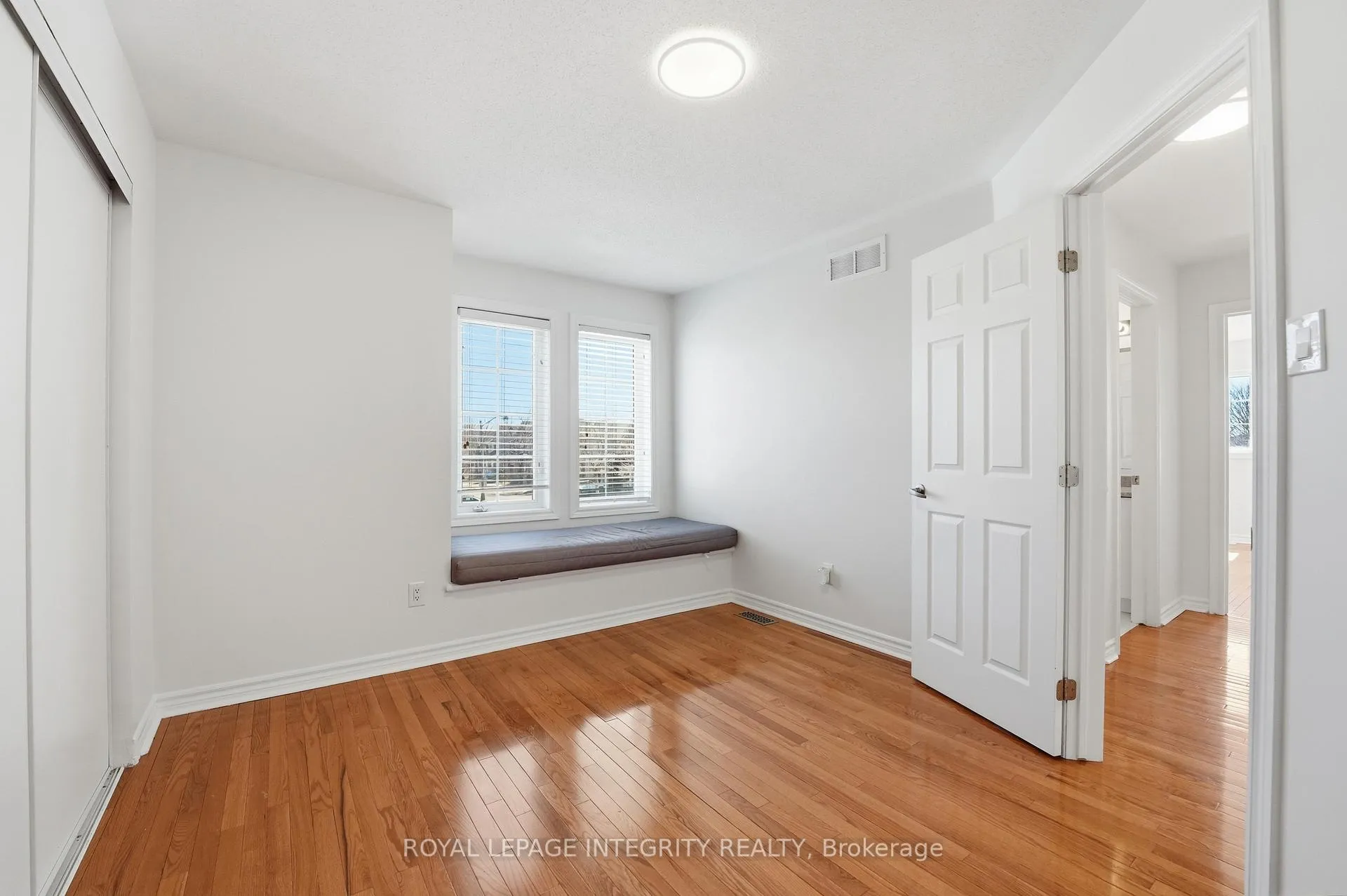 Photo 29 of 200 Burnaby Drive, Ottawa, Stittsville (North) — HOMEH