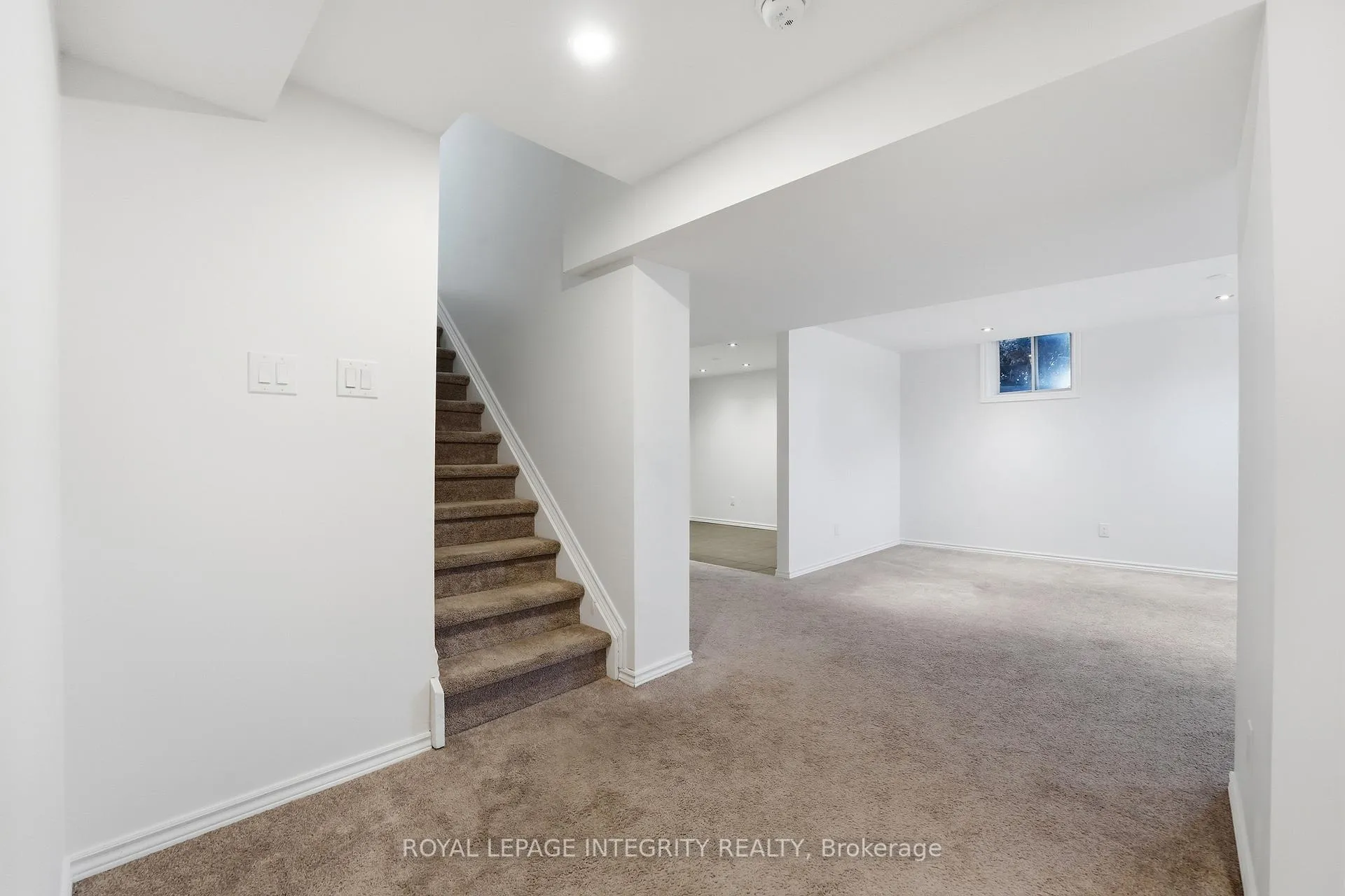 Photo 33 of 200 Burnaby Drive, Ottawa, Stittsville (North) — HOMEH