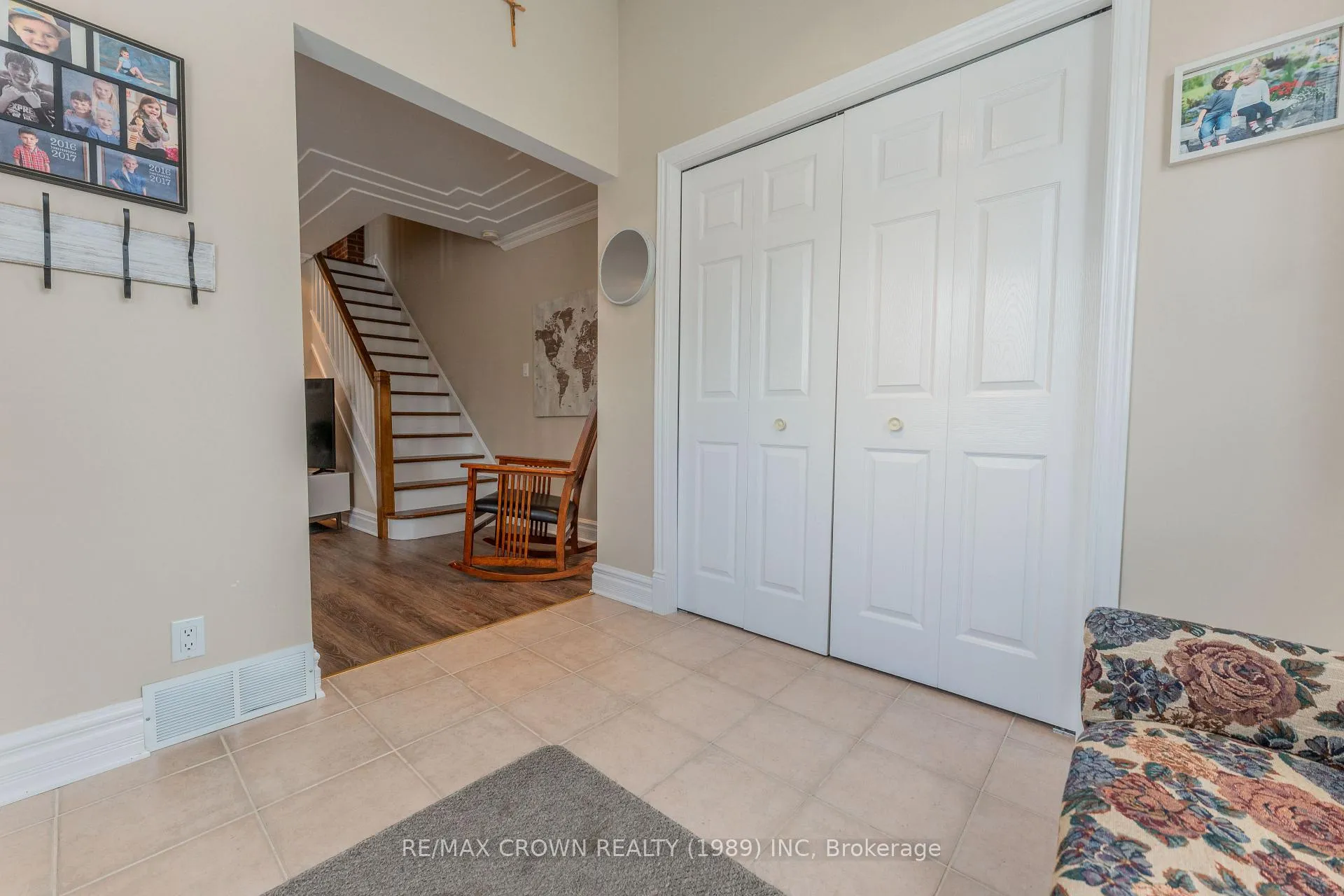 Photo 8 of 20 Victoria Street, Kapuskasing — HOMEH