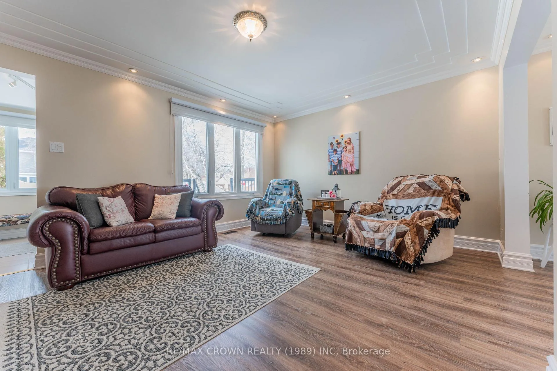 Photo 11 of 20 Victoria Street, Kapuskasing — HOMEH