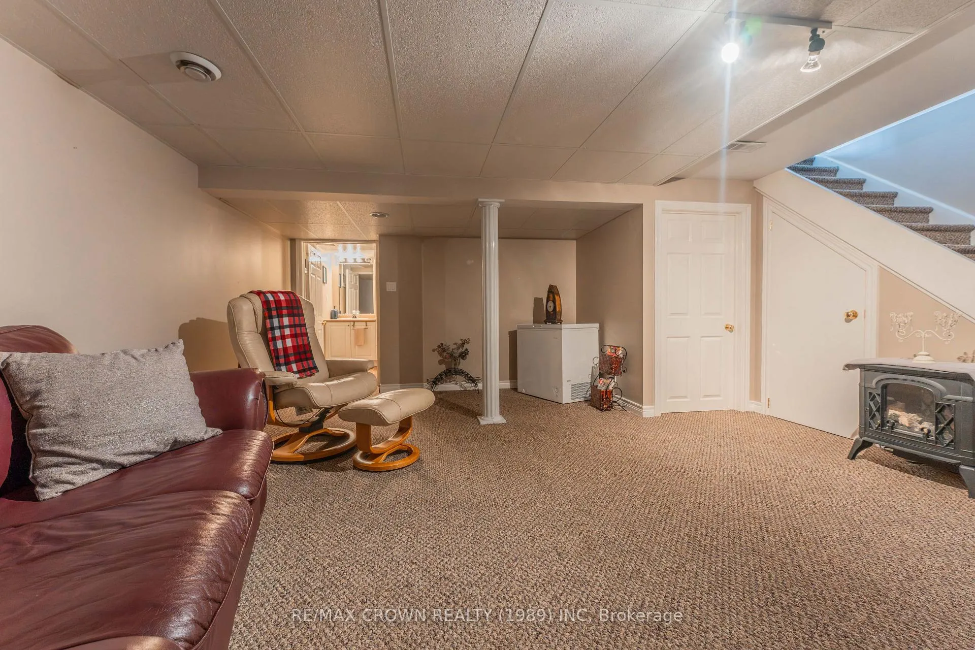 Photo 35 of 20 Victoria Street, Kapuskasing — HOMEH