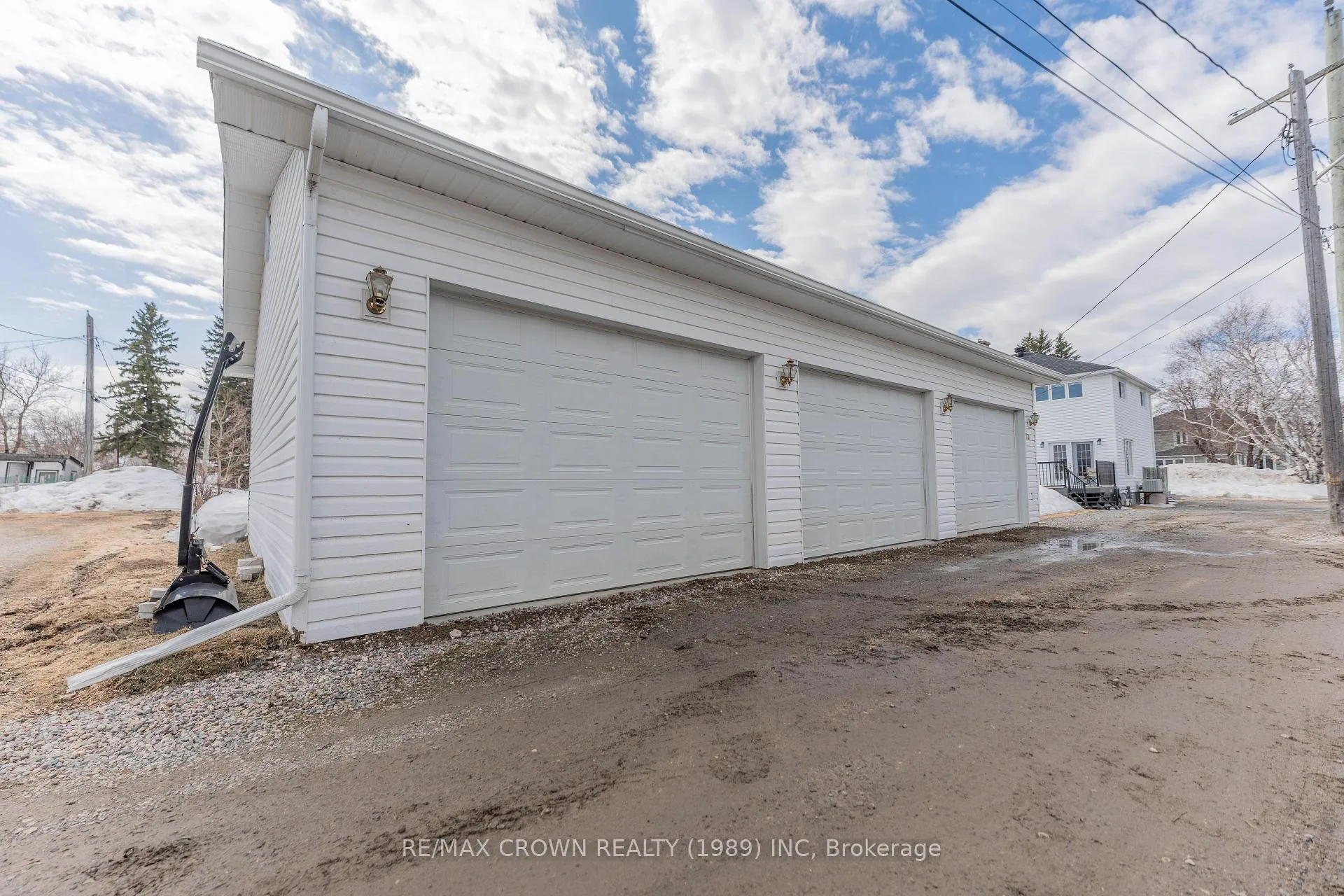 Photo 44 of 20 Victoria Street, Kapuskasing — HOMEH