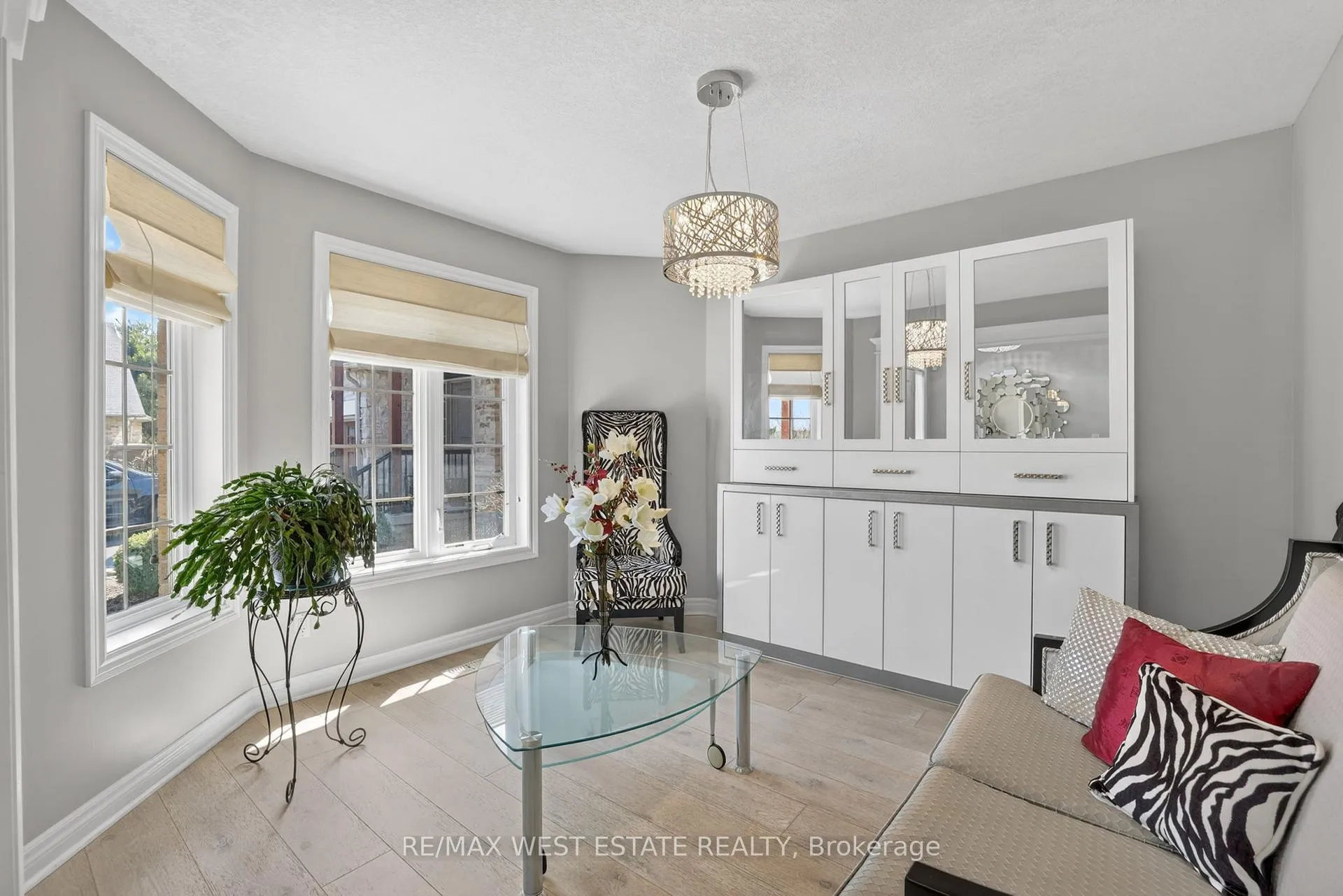 Photo 8 of Unit 5, 10 Zimmerman Drive, Caledon, Rural Caledon — HOMEH