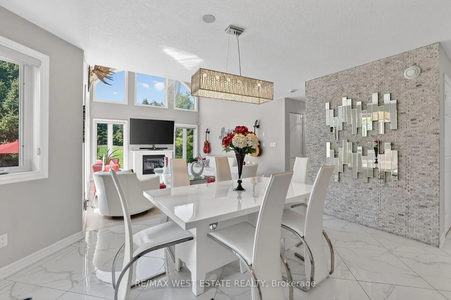Photo 16 of Unit 5, 10 Zimmerman Drive, Caledon, Rural Caledon — HOMEH