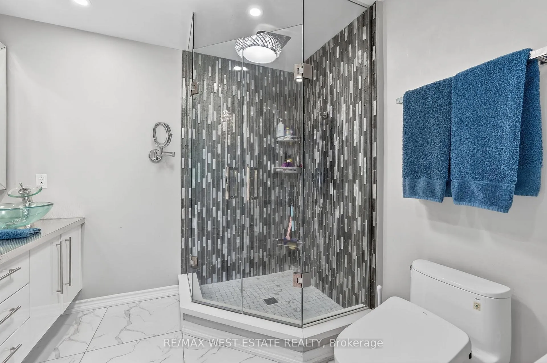 Photo 25 of Unit 5, 10 Zimmerman Drive, Caledon, Rural Caledon — HOMEH